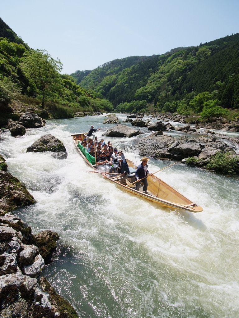 嵐山観光の定番、保津川下り