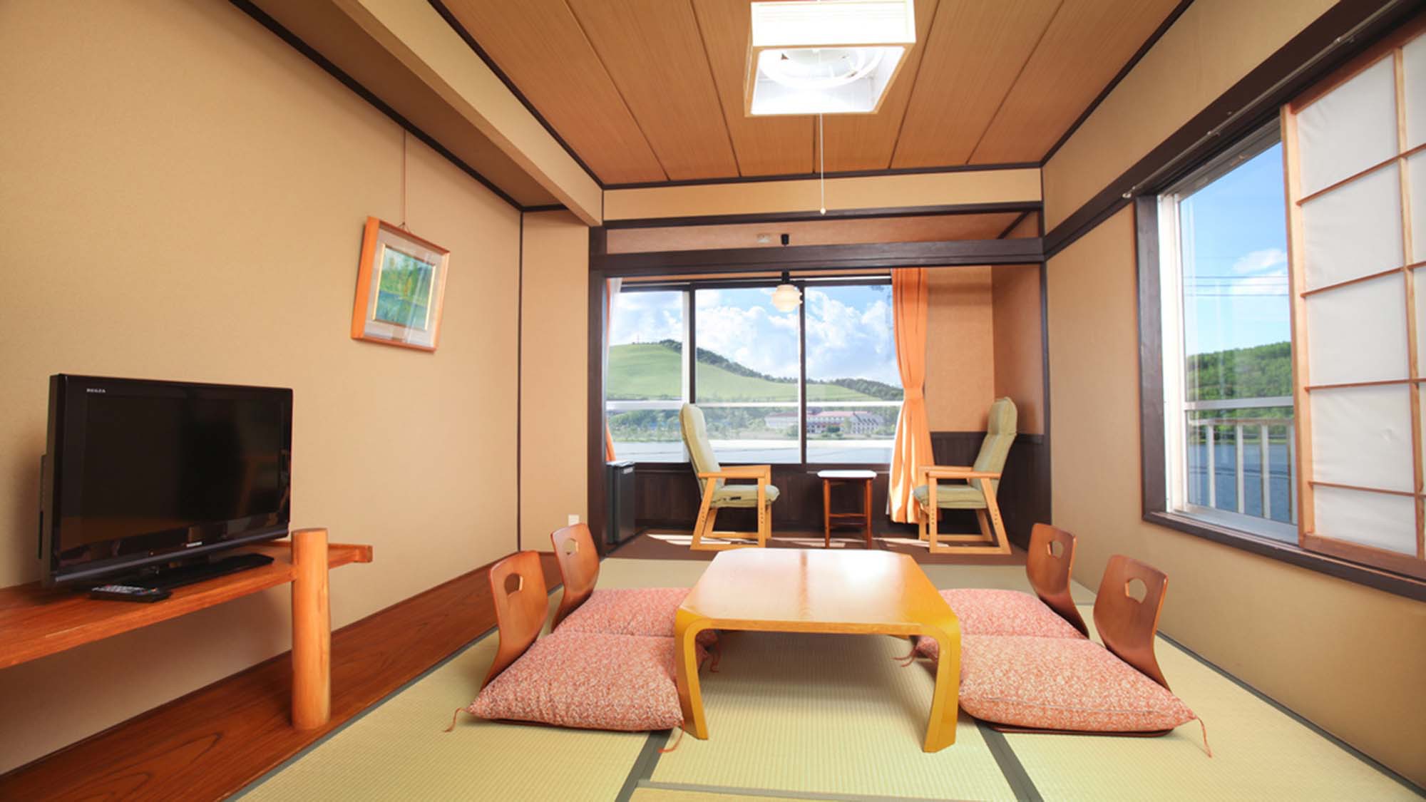 ・白樺湖ビュー見晴らしの良い部屋　バストイレ付【本館和室206.306】