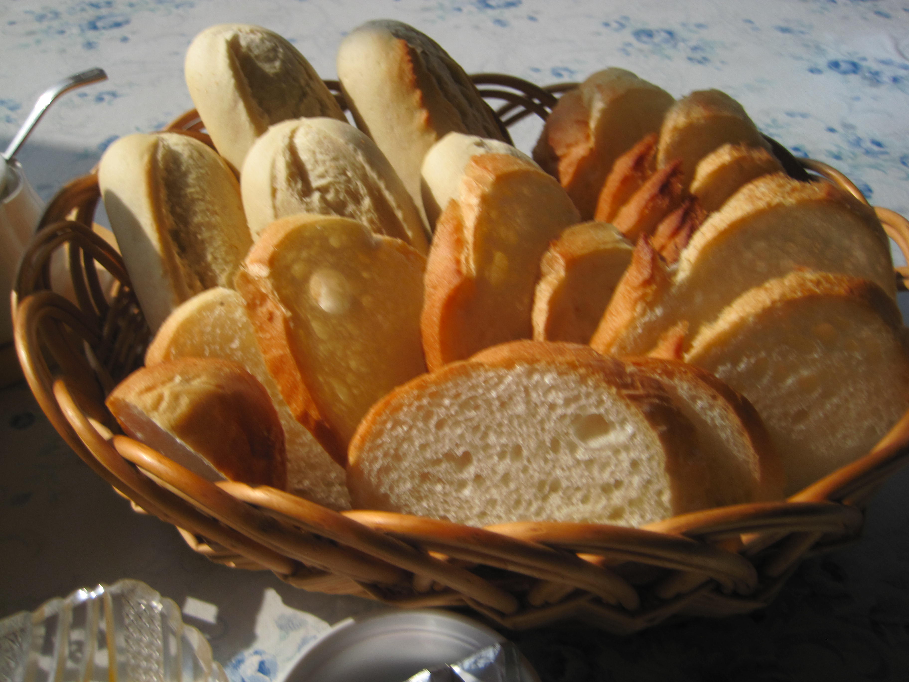 朝食のパンの一例