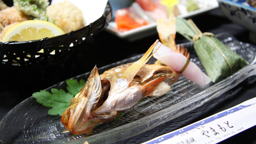 【夕食付】早朝出発の前泊にも最適★能登の山海食材を生かした「旬の海鮮和会席」でおもてなし