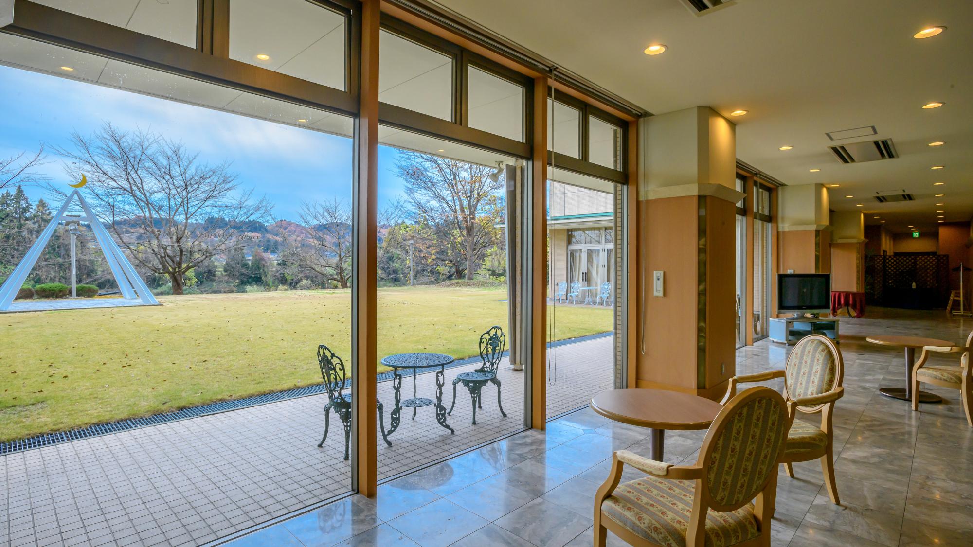 【館内施設】ラウンジ　エトワール