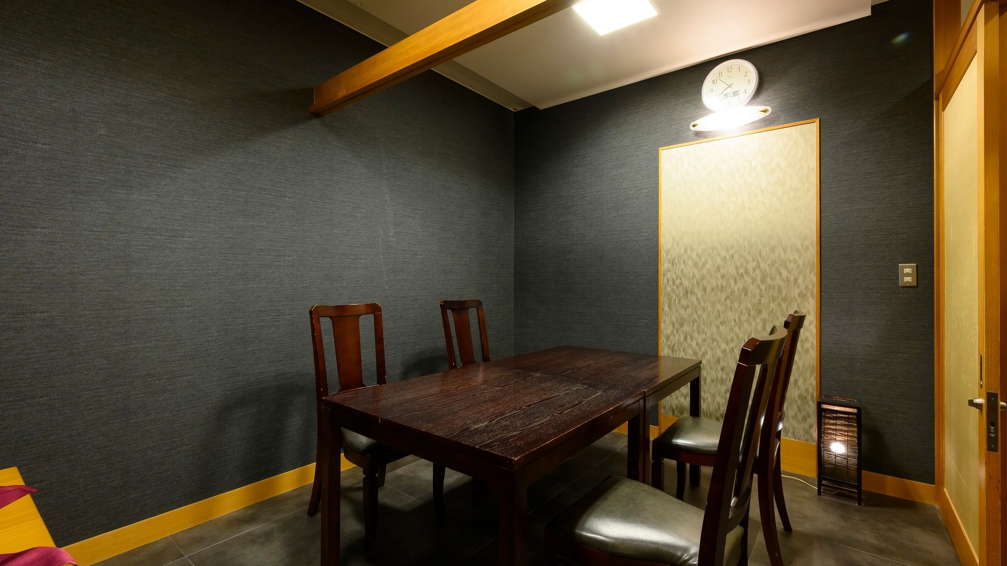 【個室食事処の一例】