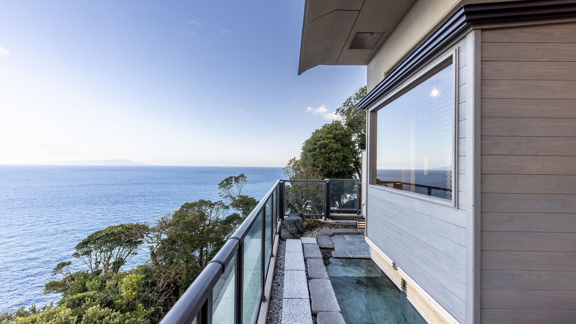 【スイート限定】Ocean Sauna Retreat｜海と温泉とサウナで“ととのう”ウェルネス滞在