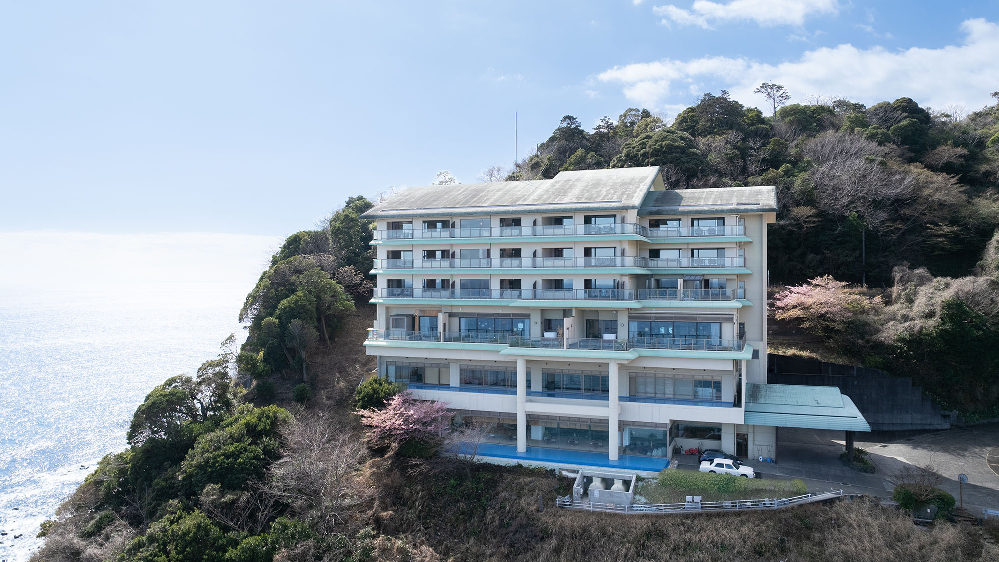 ２泊以上の宿泊はコチラ【連泊】 — 海から昇る朝日を二度眺める東伊豆ステイ