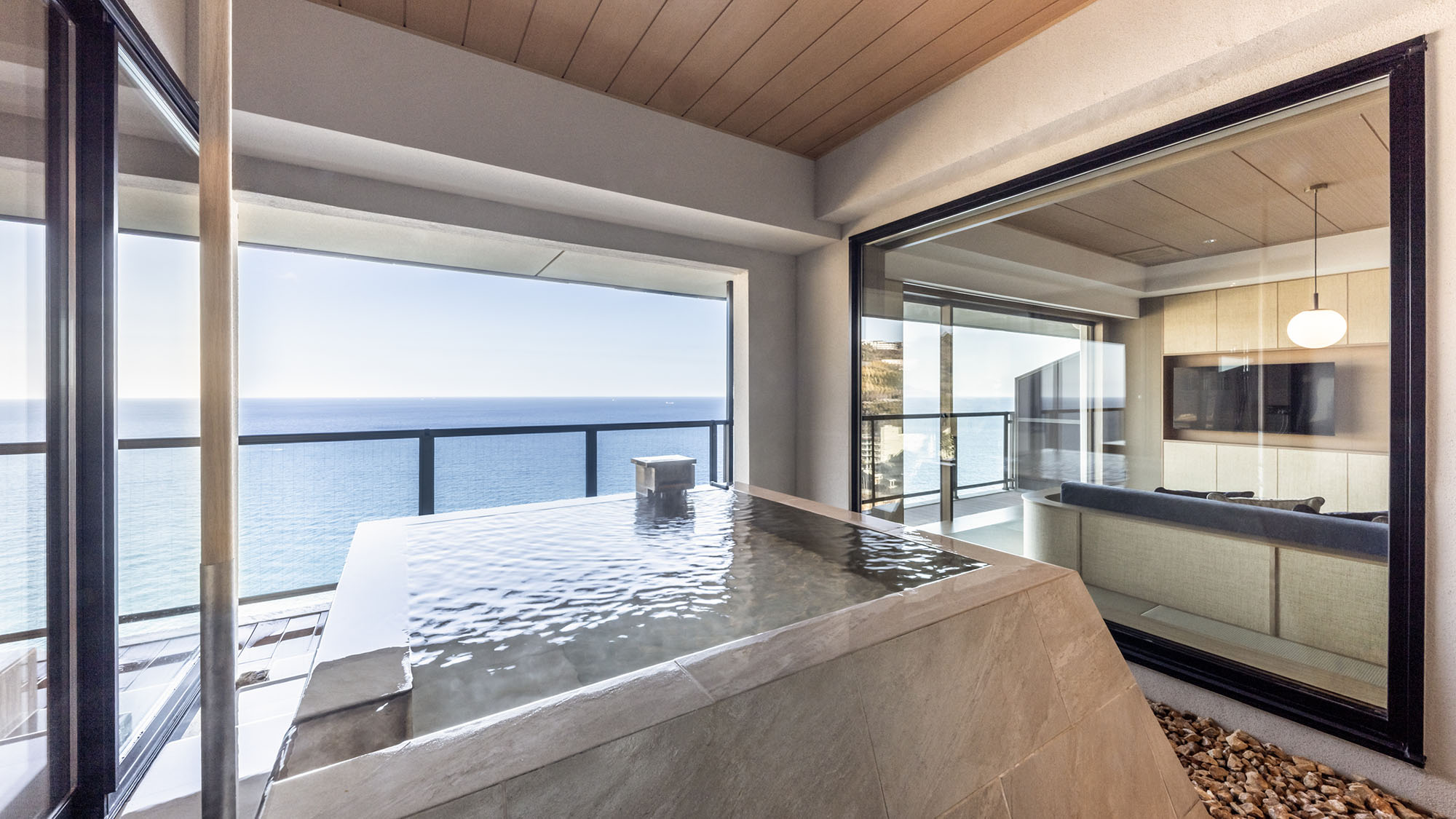 露天風呂（温泉）