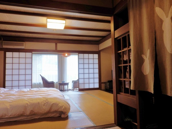 Japanese-style room