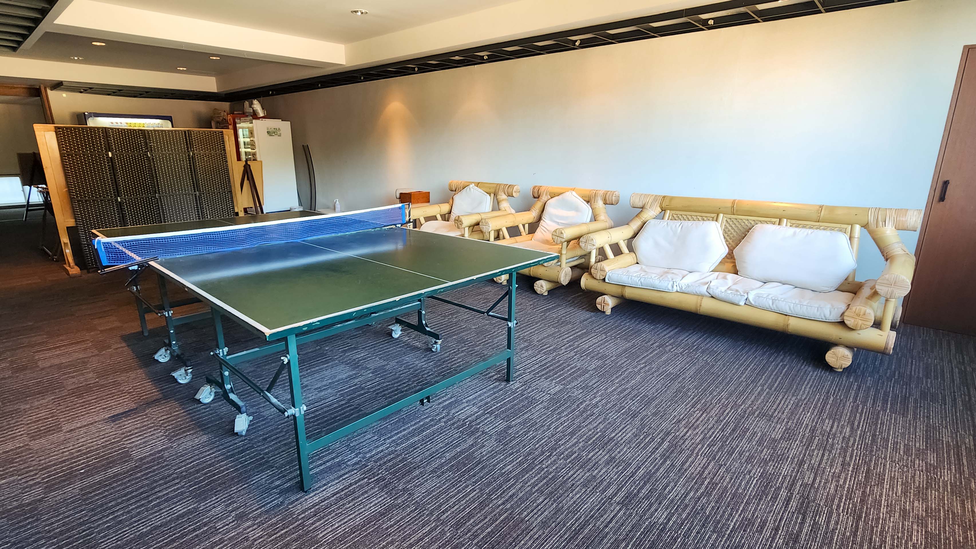 リラクゼーションルーム　卓球コーナー