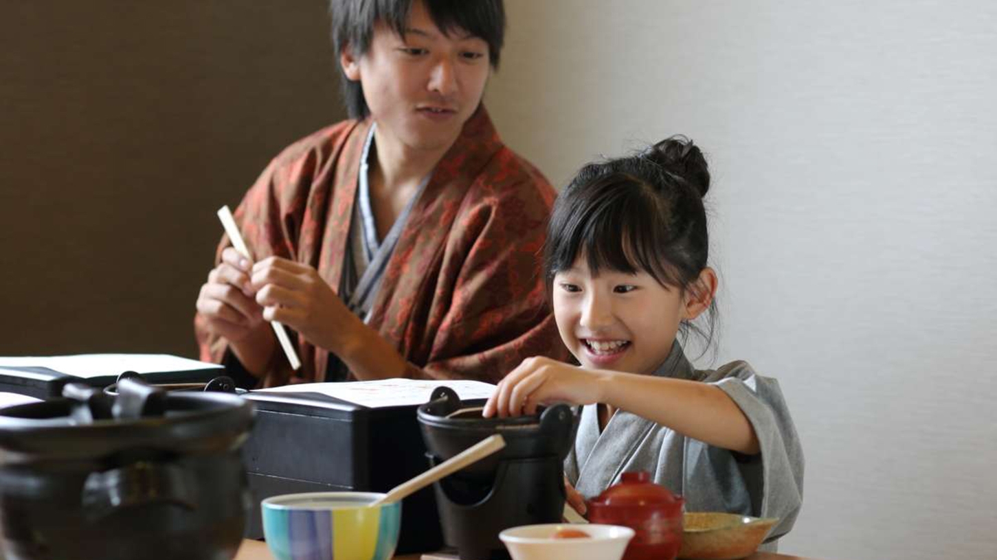 【温泉施設改装中／冬限定／姿盛り付 蟹づくし会席】 蟹に始まり蟹に終わる、蟹のフルコース＜お部屋食＞