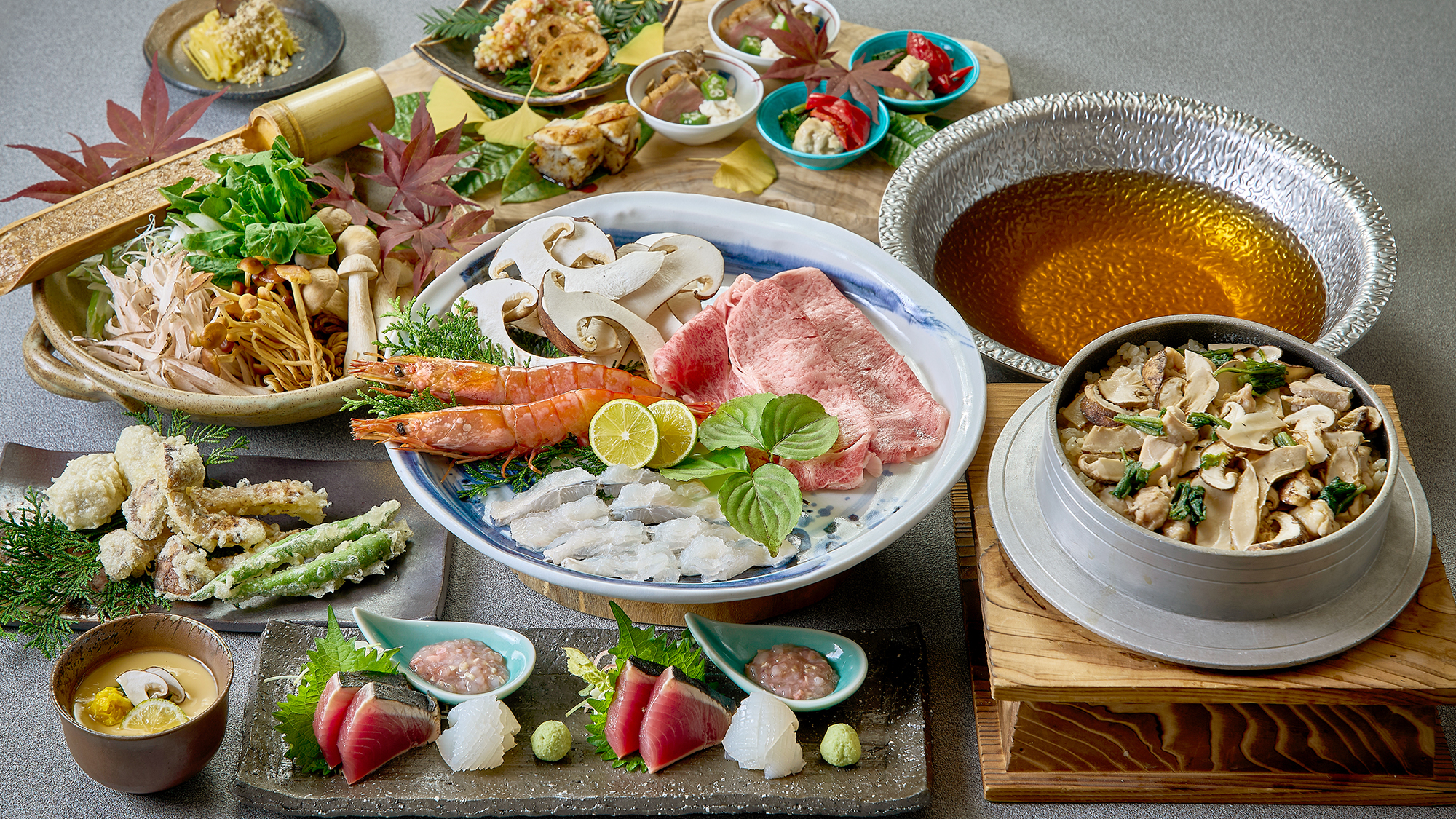 【松茸会席2025】松茸・鱧・黒毛和牛・赤海老が揃った秋の味覚鍋をはじめ、贅沢づくしの松茸会席。