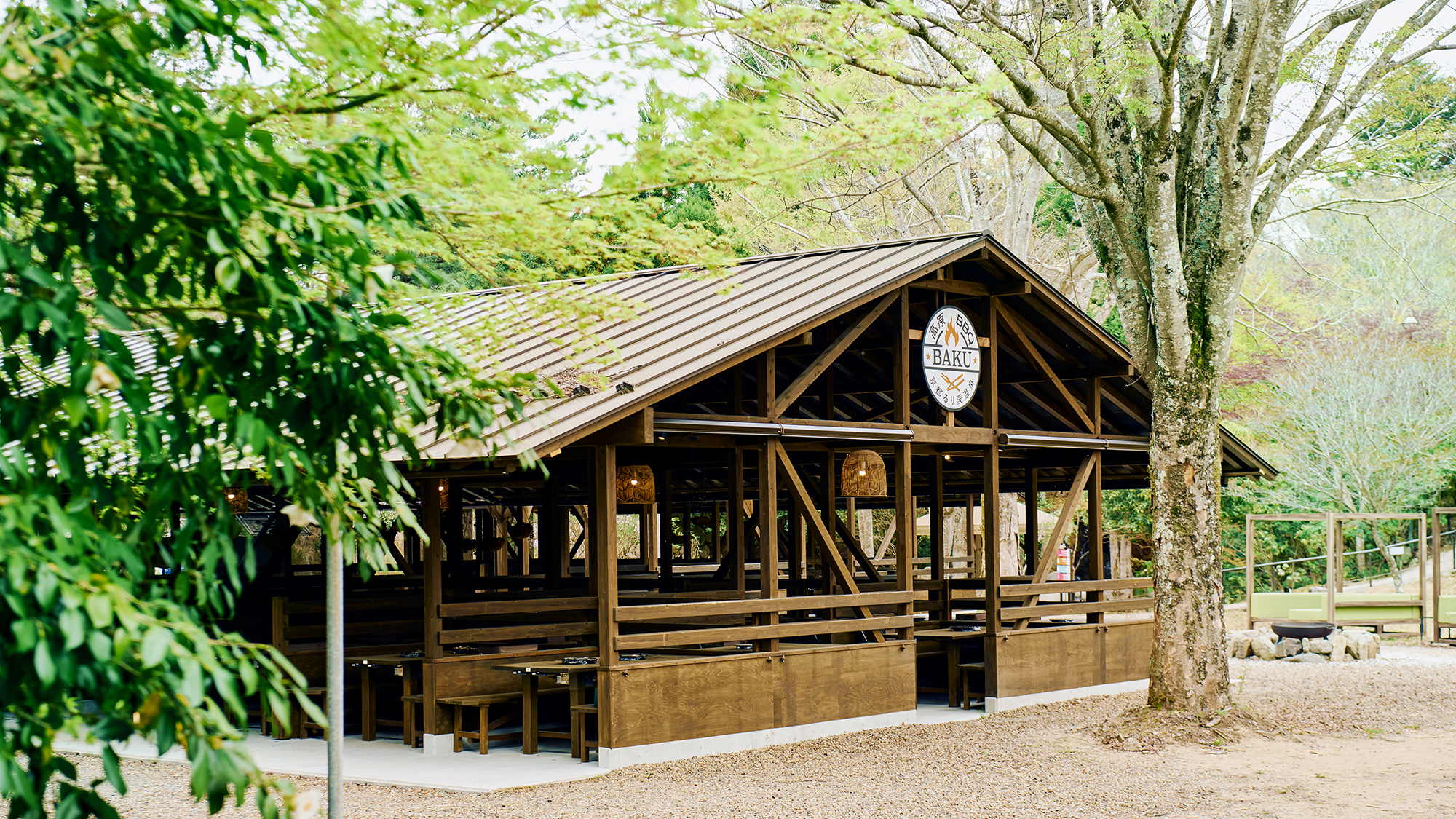 【レジャーエリア】［高原BBQ-BAKU-］ 大自然の空気と一緒に味わう、最高のバーベキューを。