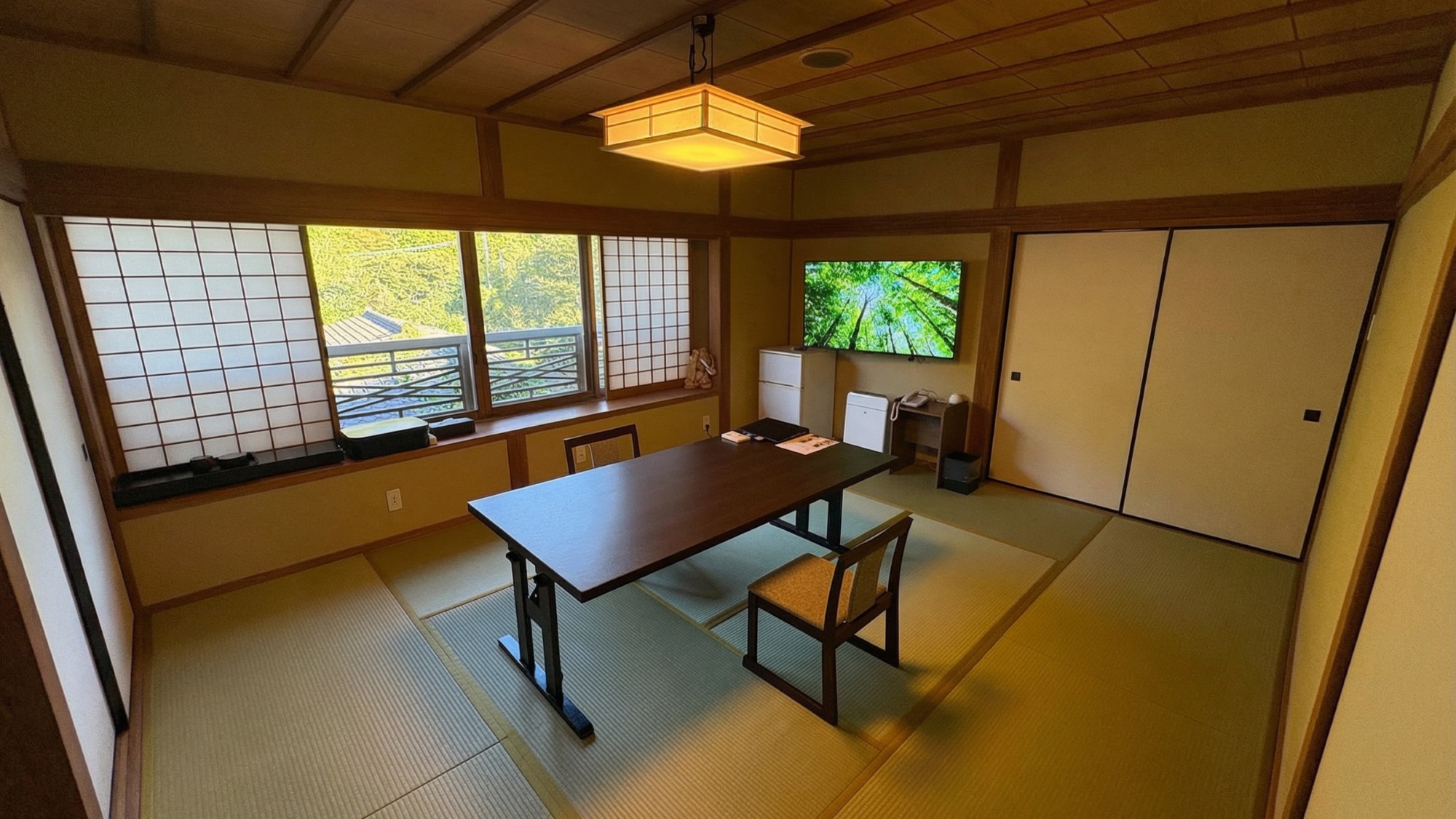 ２階　スーペリア和洋室