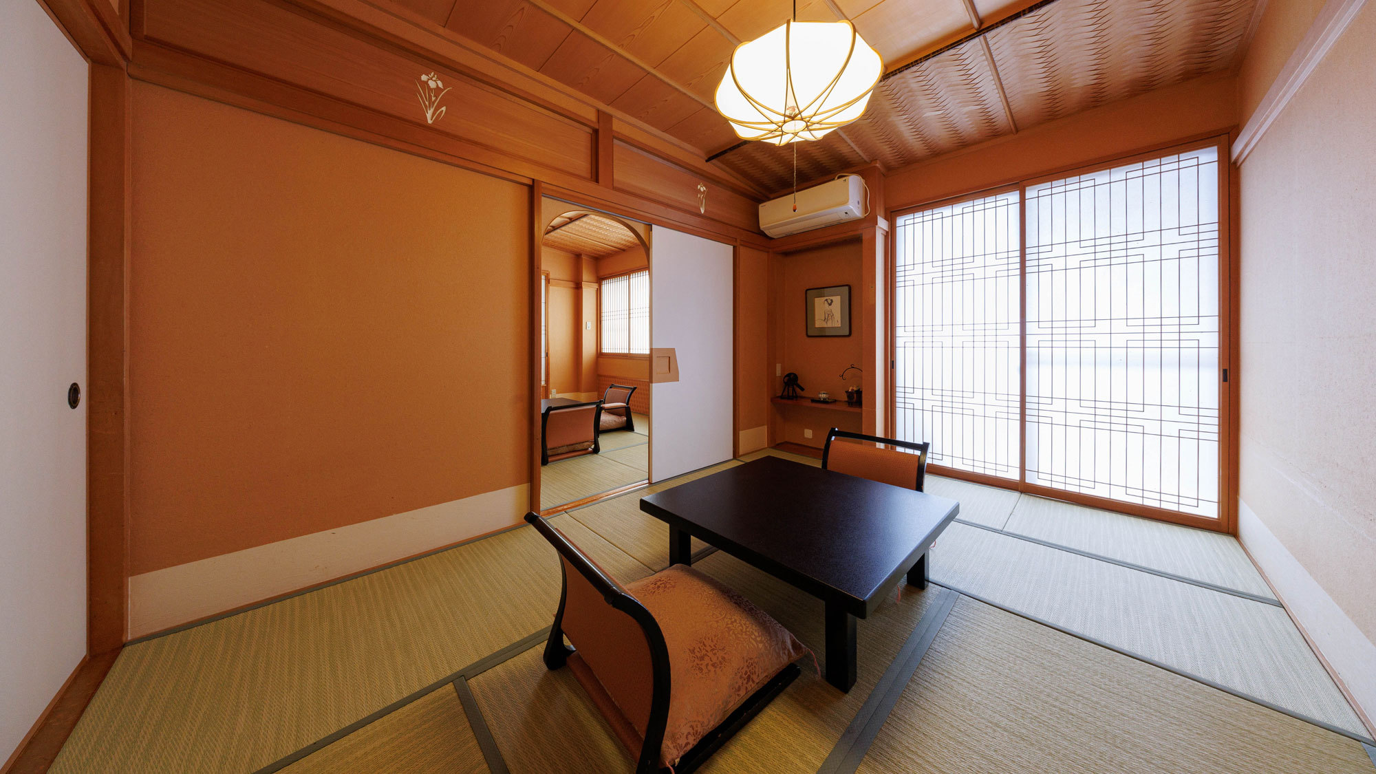 【特別室・橘】数寄屋造りの趣漂う優雅な寛ぎ空間