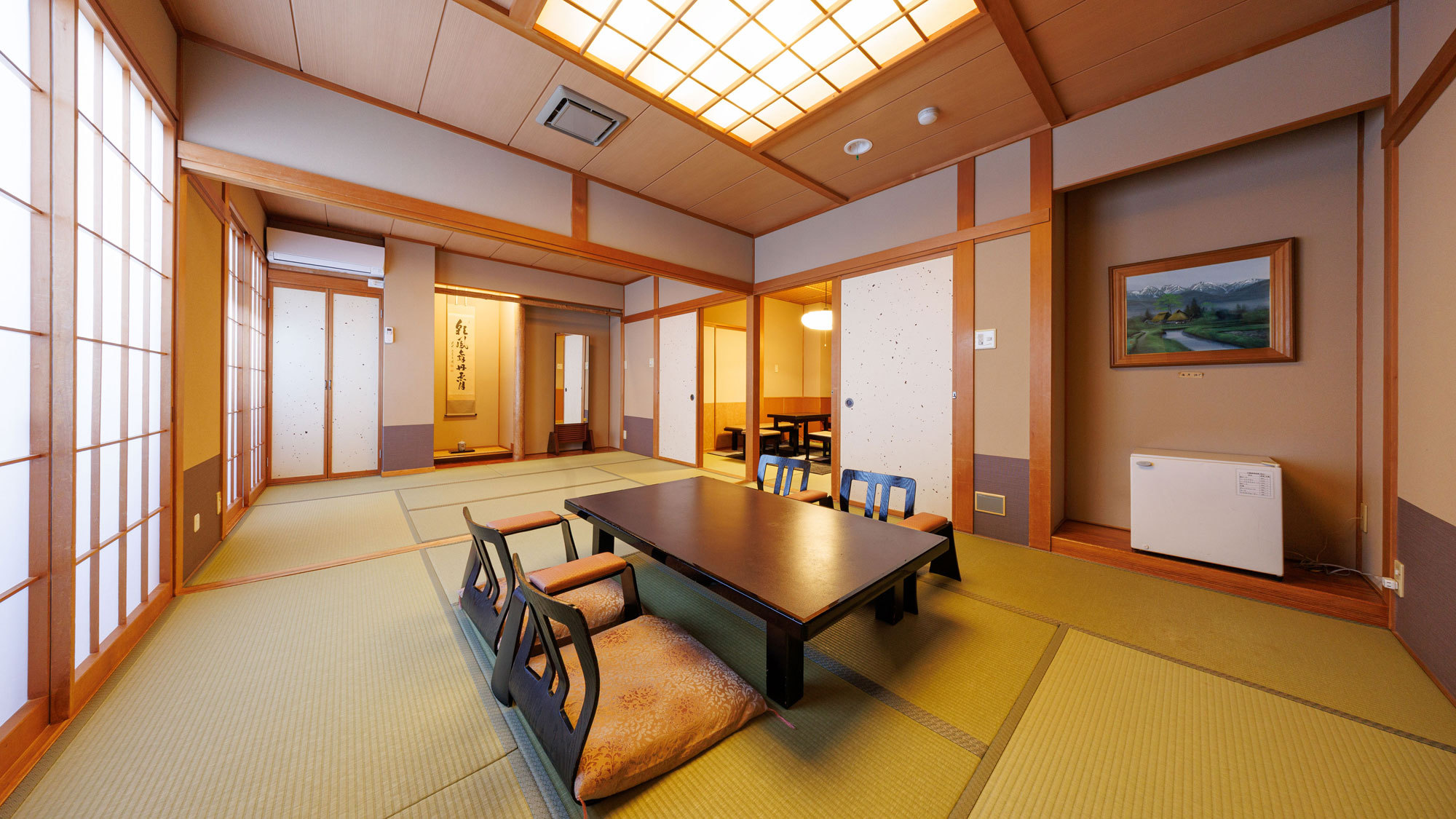 【和室１４畳】広々としたゆとりのある上質な客室　一例