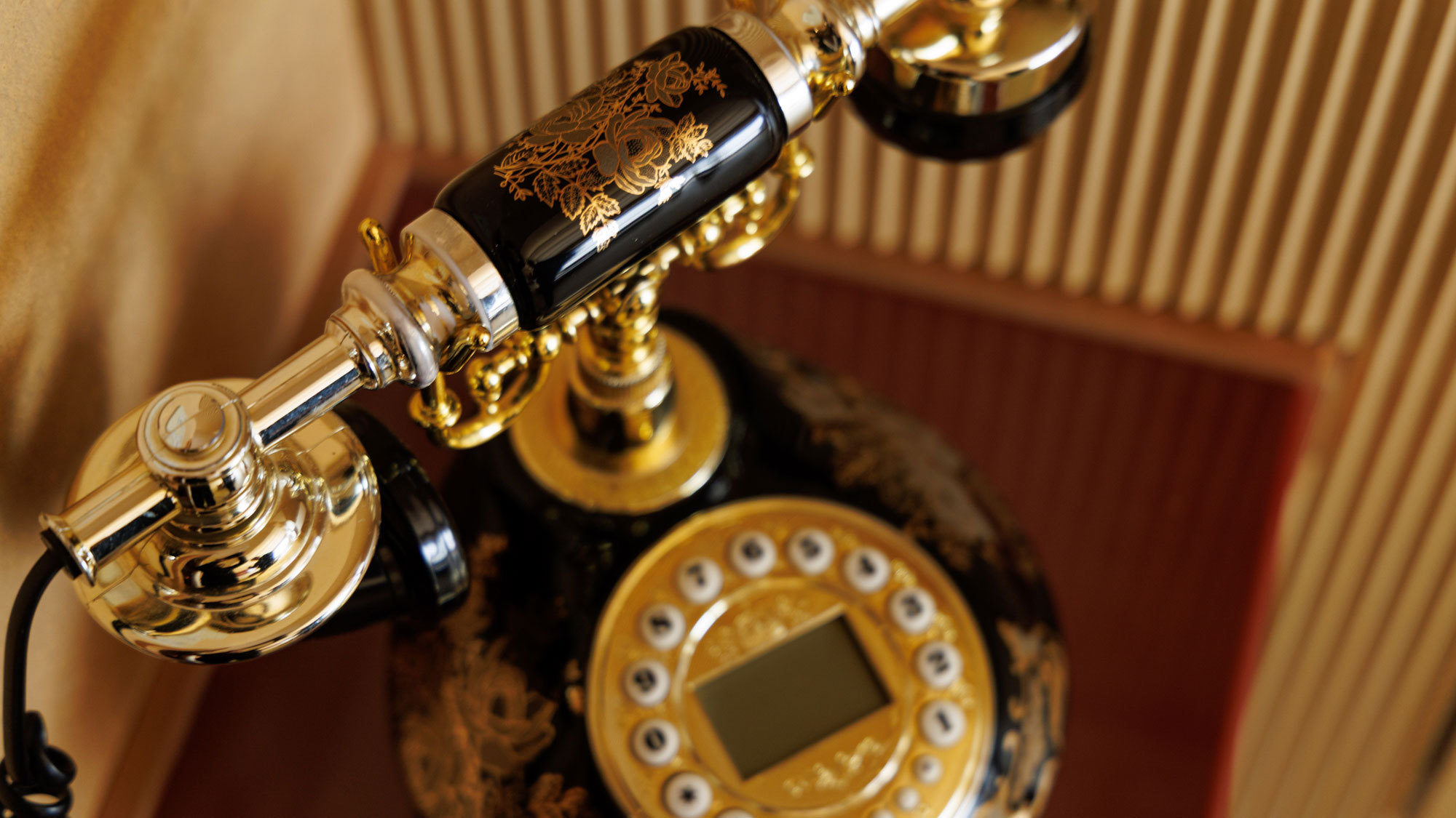 【特別室・梧桐】光の溢れる和モダン空間