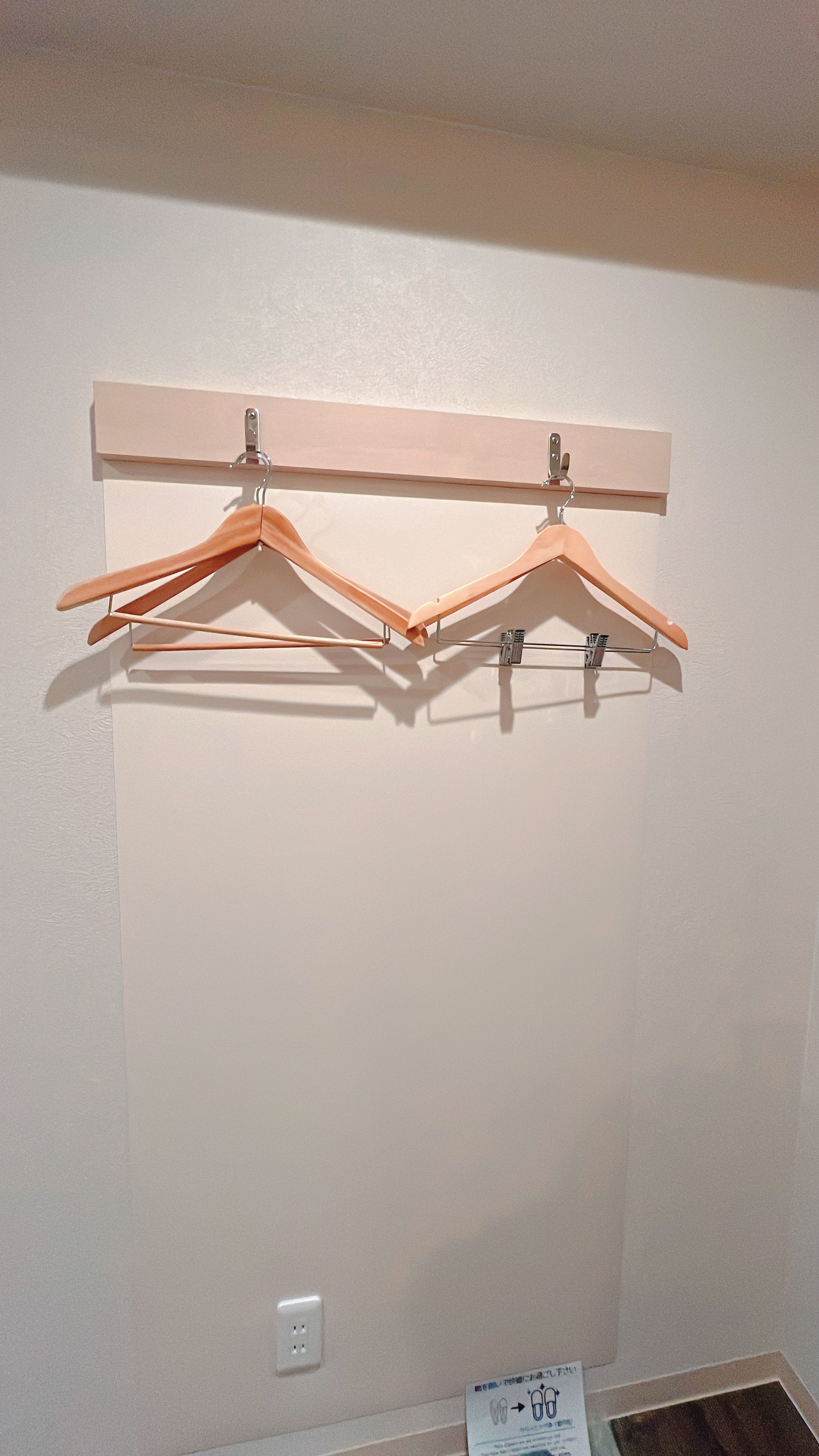 [備品：ハンガー]
