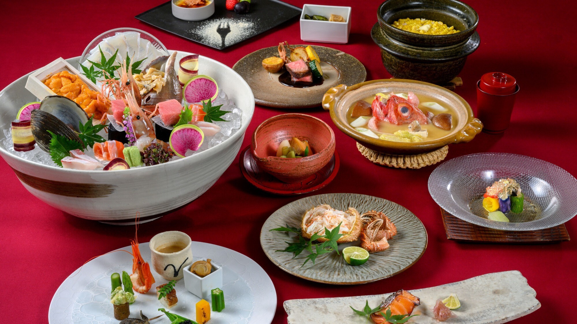 ■至高会席「茜山膳」一例／地域と季節が育んだ特選素材を使用した和食会席