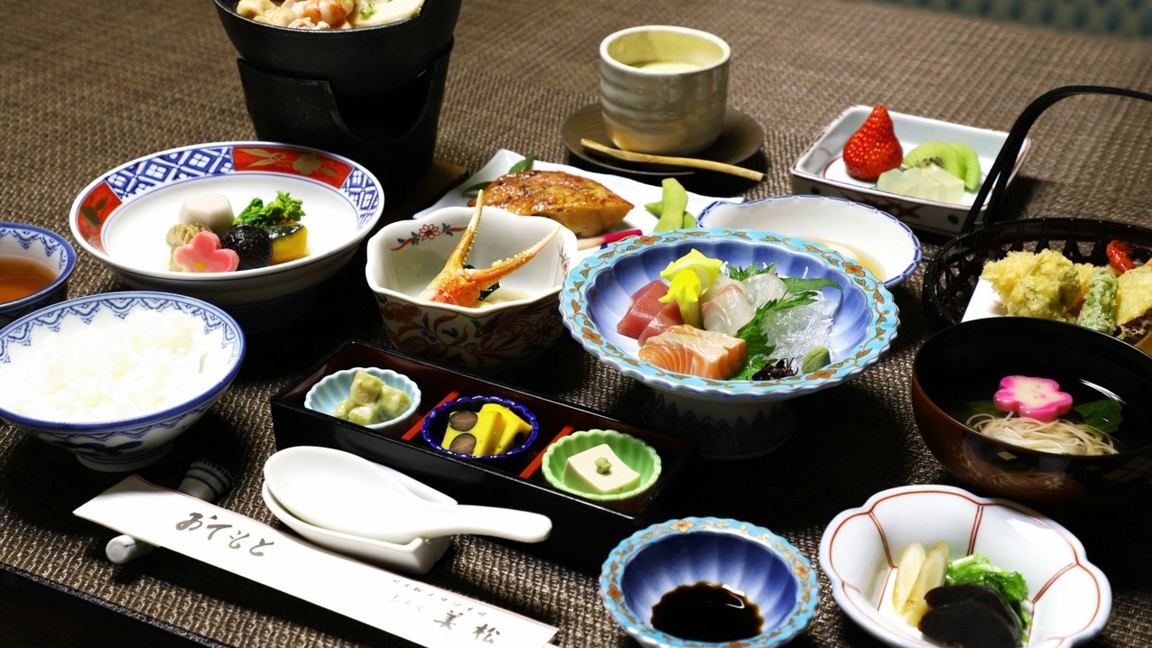 【二食付】完全個室のプライベート空間で和会席◆夕食は旬の食材を使用した小鍋や天ぷらをご賞味ください