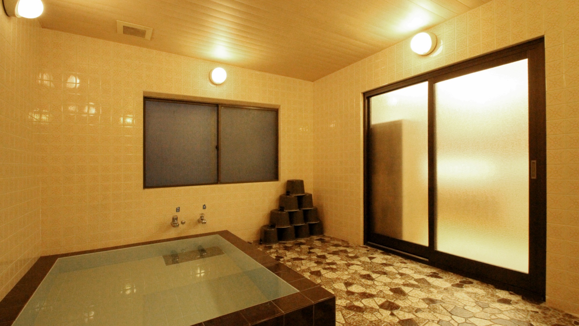 *【大浴場】少し小さめの方のお風呂です