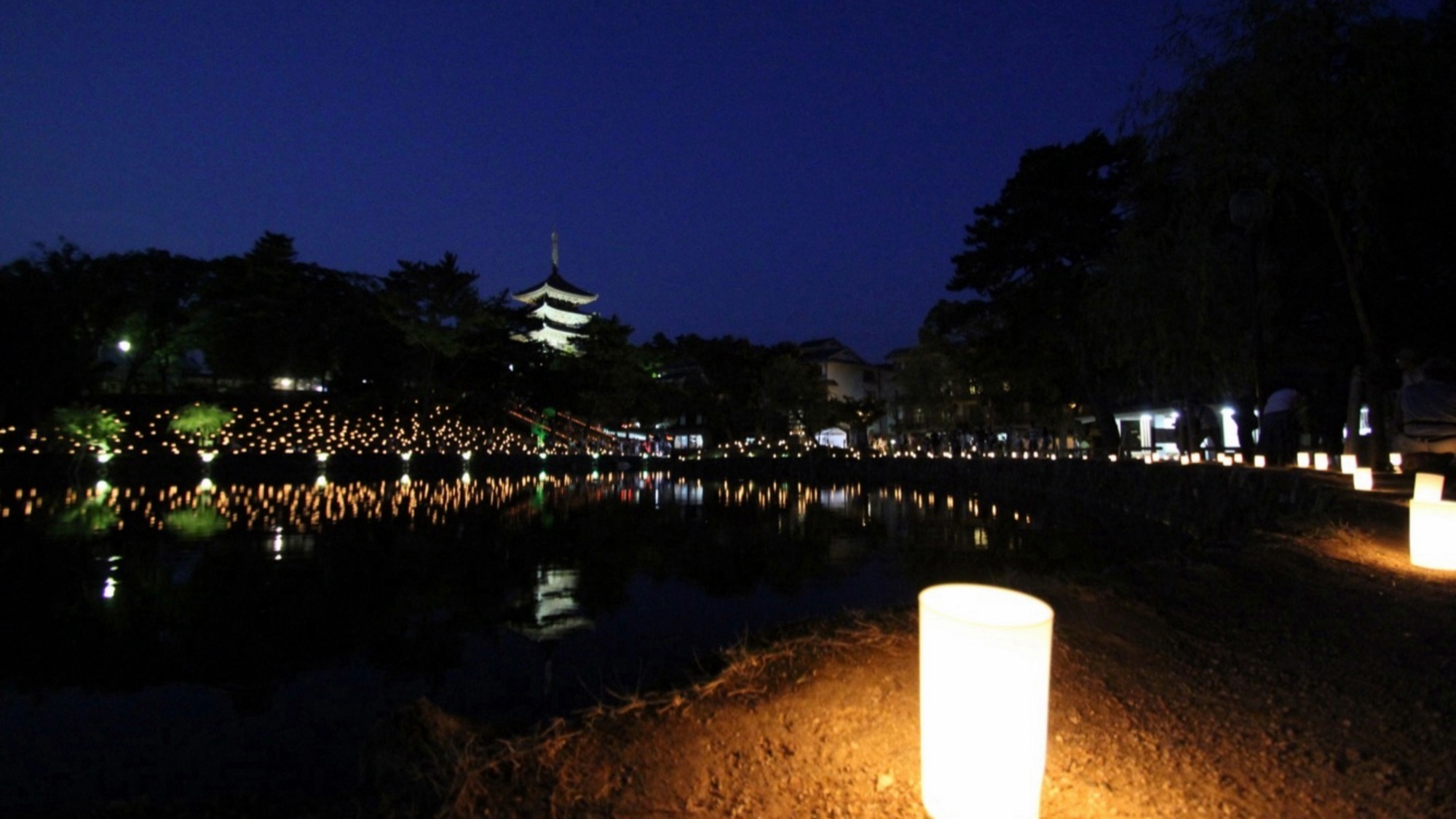 *【周辺観光】燈花会