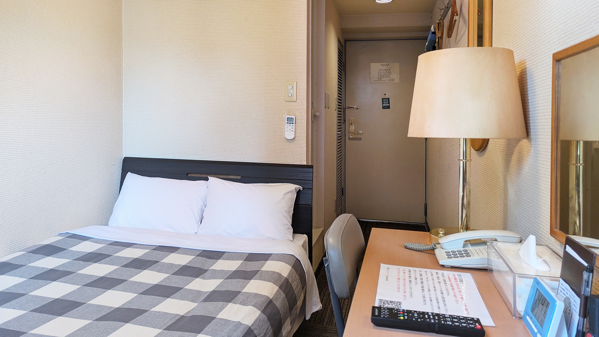 セミダブルルーム　カップルやご夫婦の方に最適なお部屋です