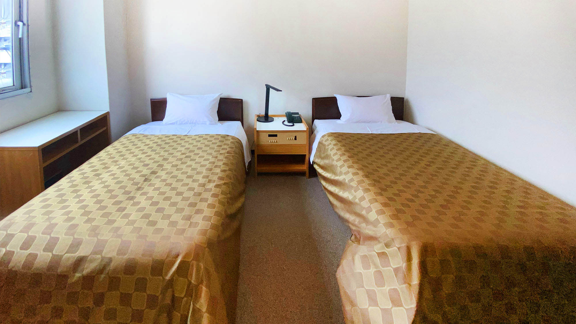 ツインルーム【97cm幅ベッド2台】