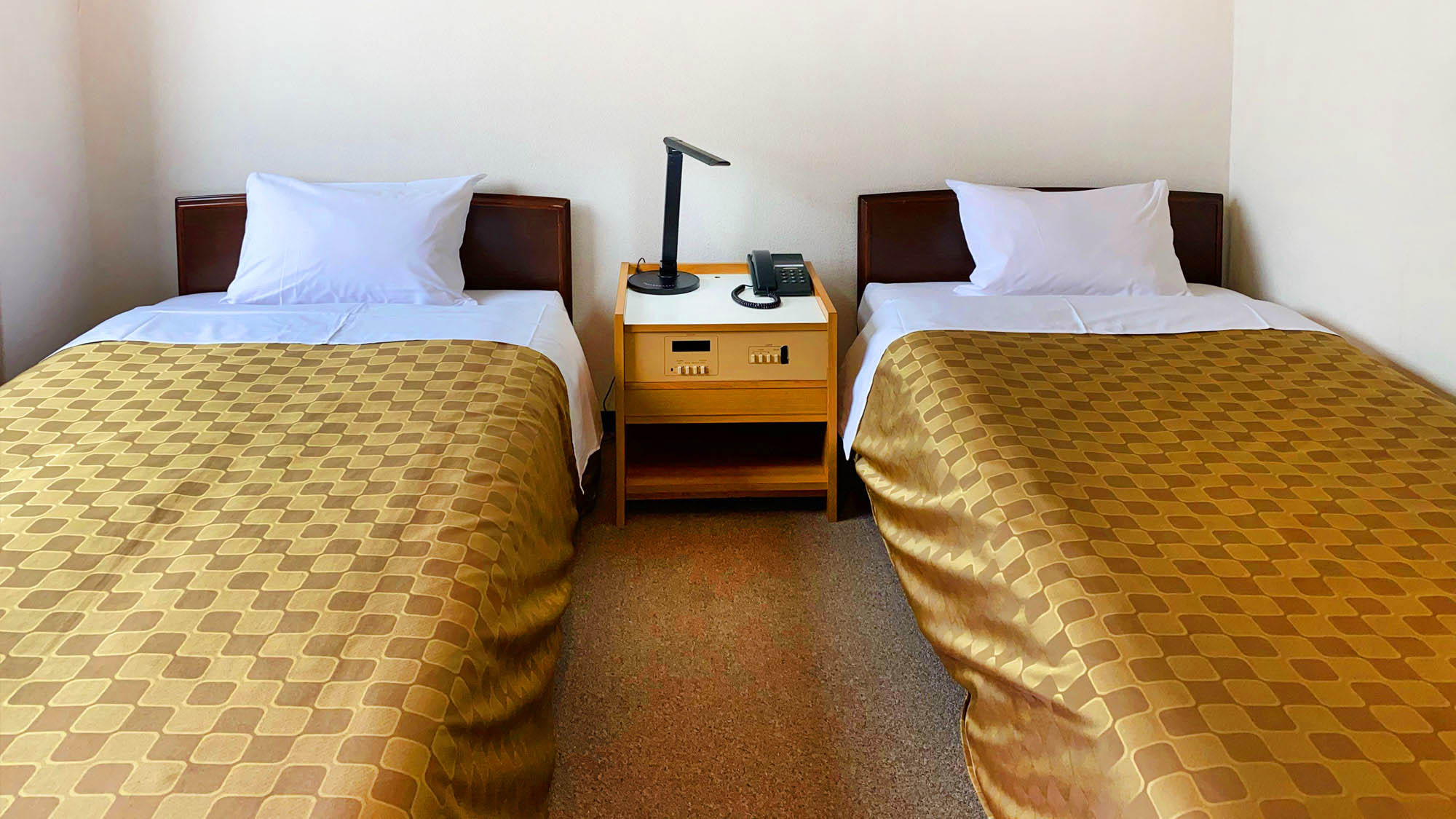 ツインルーム【97cm幅ベッド2台】