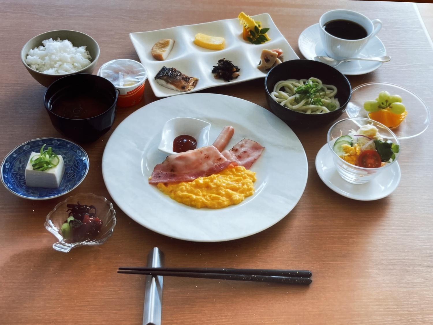 ●朝食付プラン　レストランリニューアルオープン記念のオリジナルメニュー【DXツインを2名利用】