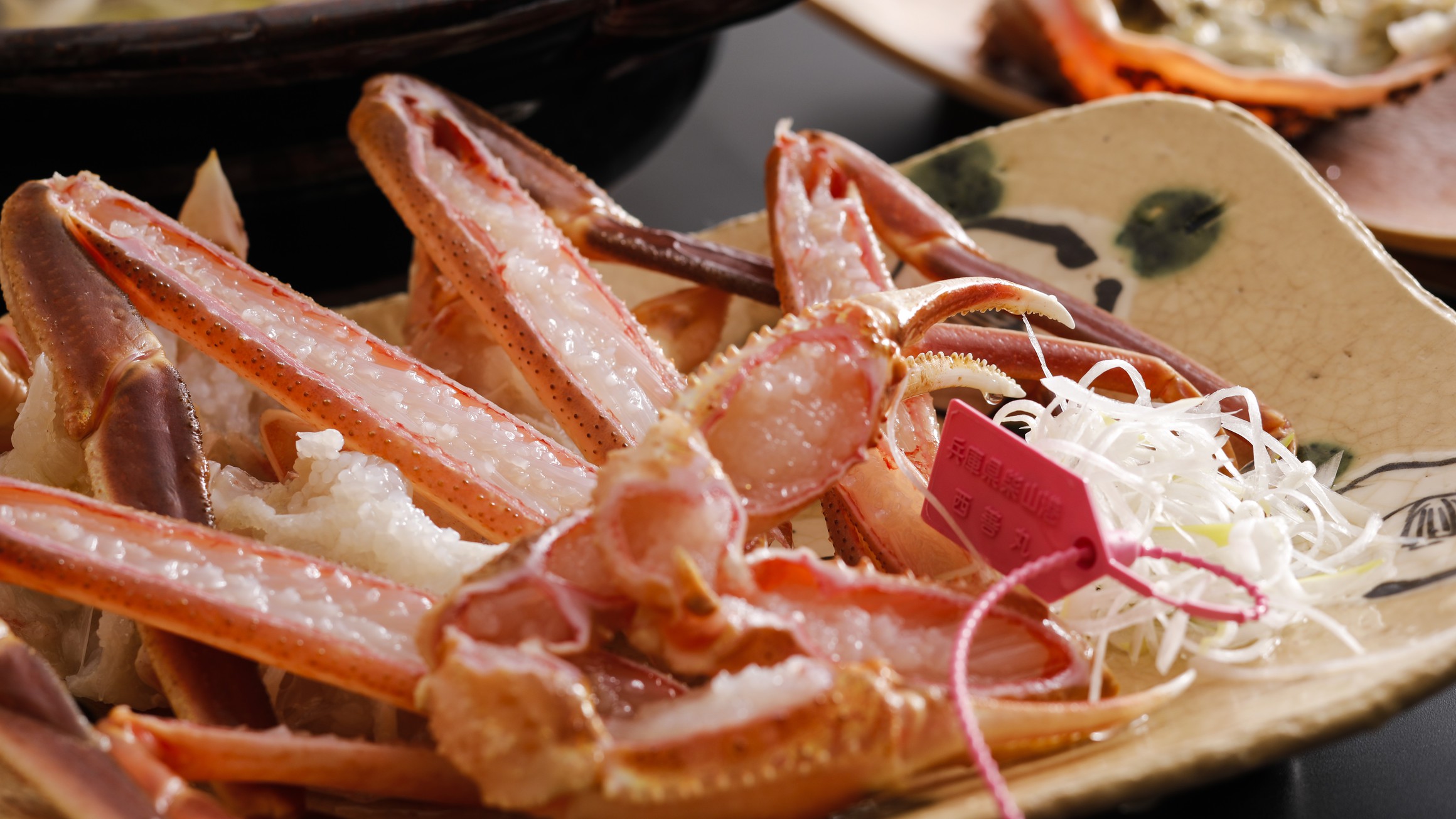 【冬・山陰産タグ付き松葉蟹2杯使用】花咲くかに刺し・焼きがにと甲羅焼・茹で松葉蟹1杯をご堪能！