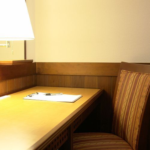 Can you get the job done at the single or double room writing desk?