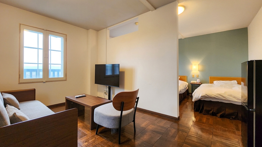 #ブルワリーホテル≪客室≫ベットルームとリビングルーム備えたお部屋もございます