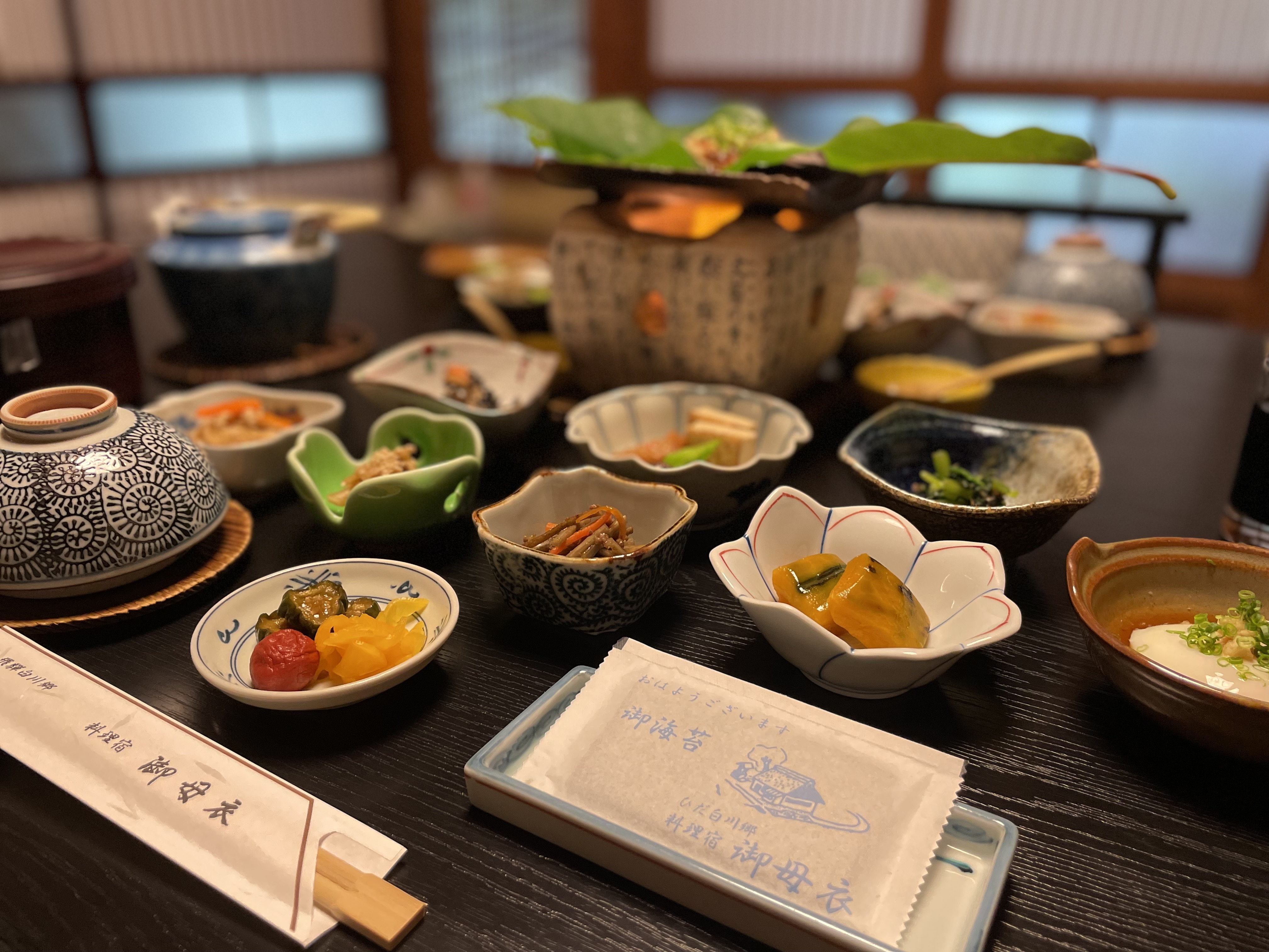 朝食