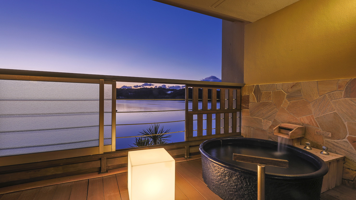 【ツインベッド38平米】◆海側・露天風呂付き◆〜2名様◆禁煙