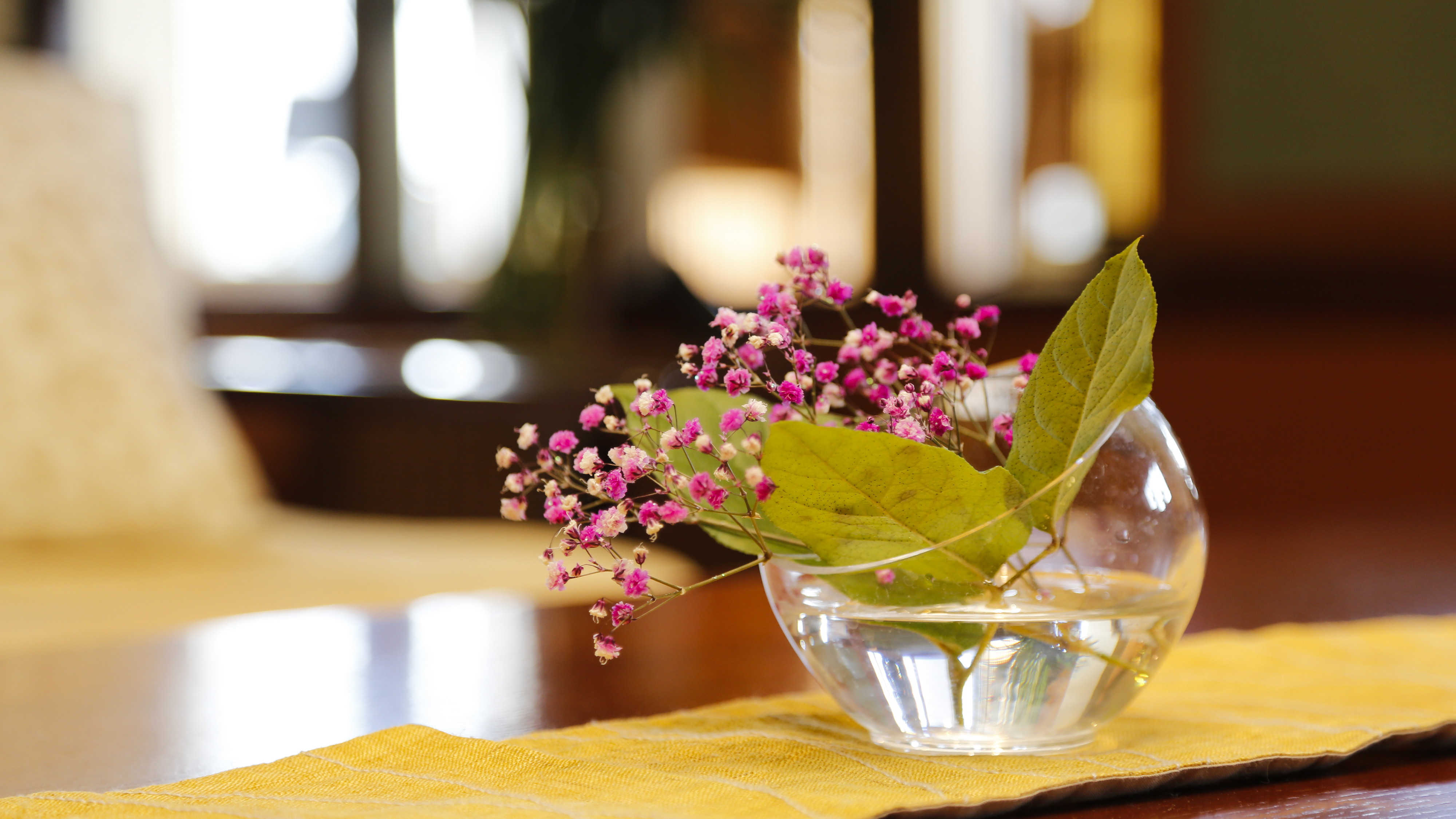 【ロビーラウンジ】南国バリを思わせるこだわりのラウンジです