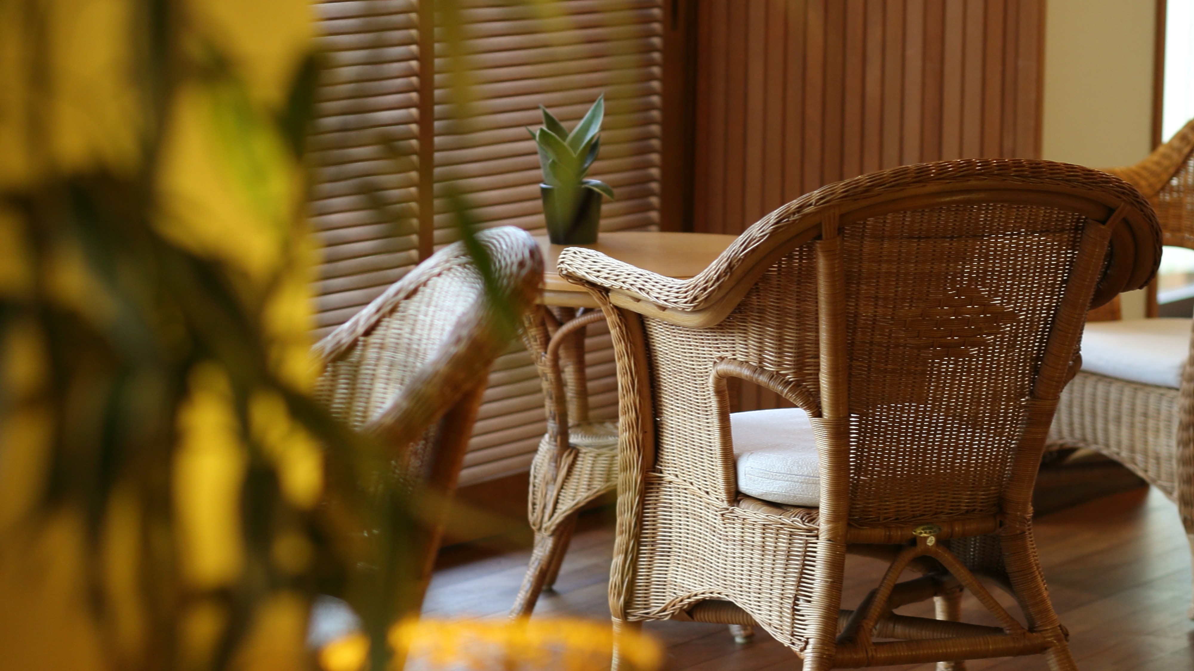 【ロビーラウンジ】南国バリを思わせるこだわりのラウンジです