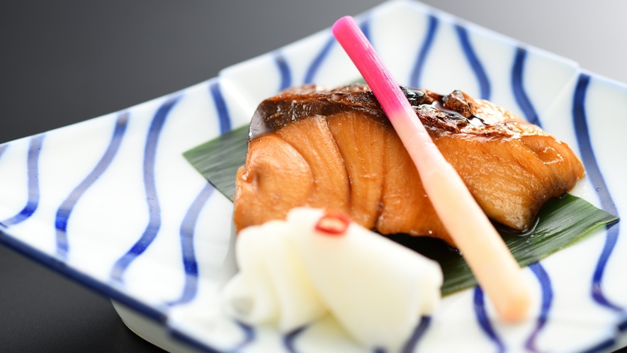 【お食事一例】地産地消を取り入れた逸品