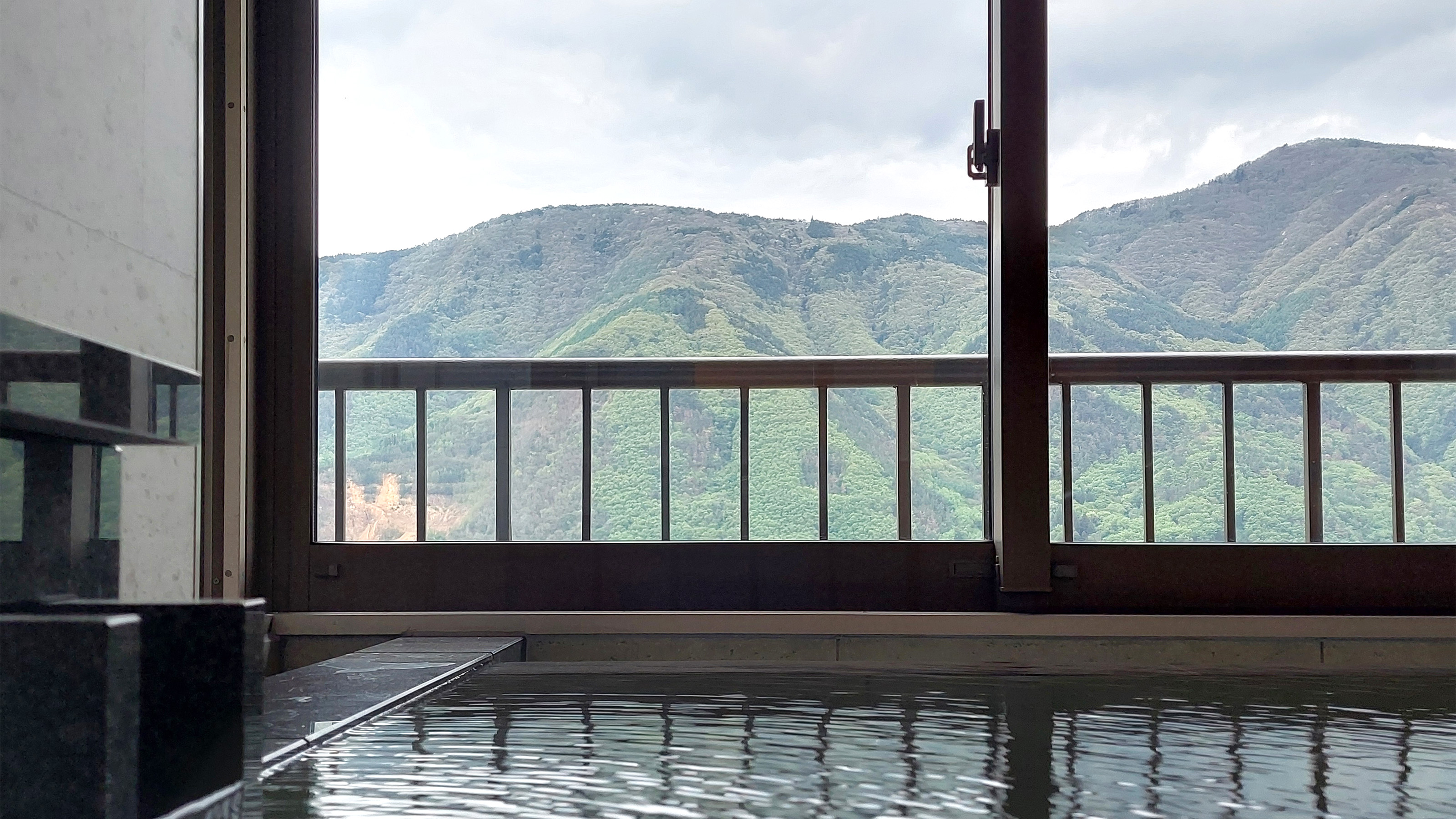 露天付き客室②