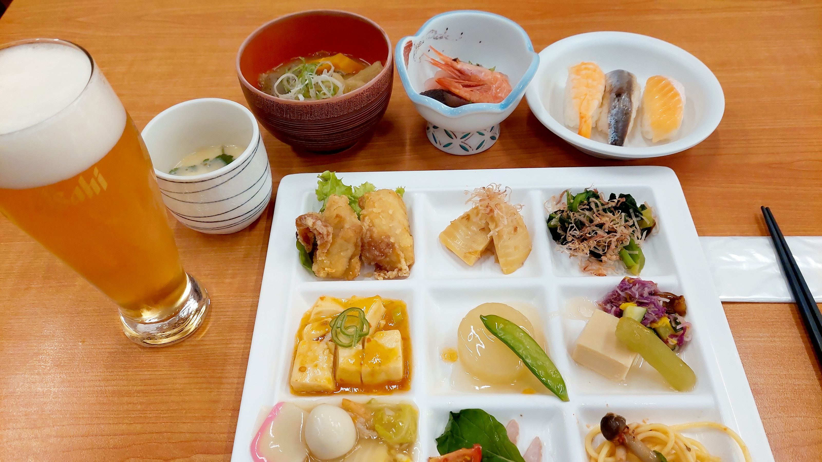 夕食バイキング