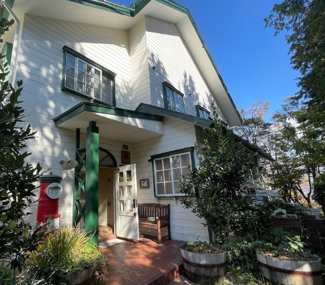 〔限定〕HAKONEは山も温泉も湖も楽しさいっぱい宝箱。貸切〈空飛ぶ石風呂〉はいい気持ち！☆現金特価