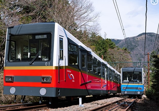 〔限定〕HAKONEは山も温泉も湖も楽しさいっぱい宝箱。貸切〈空飛ぶ石風呂〉はいい気持ち！☆現金特価
