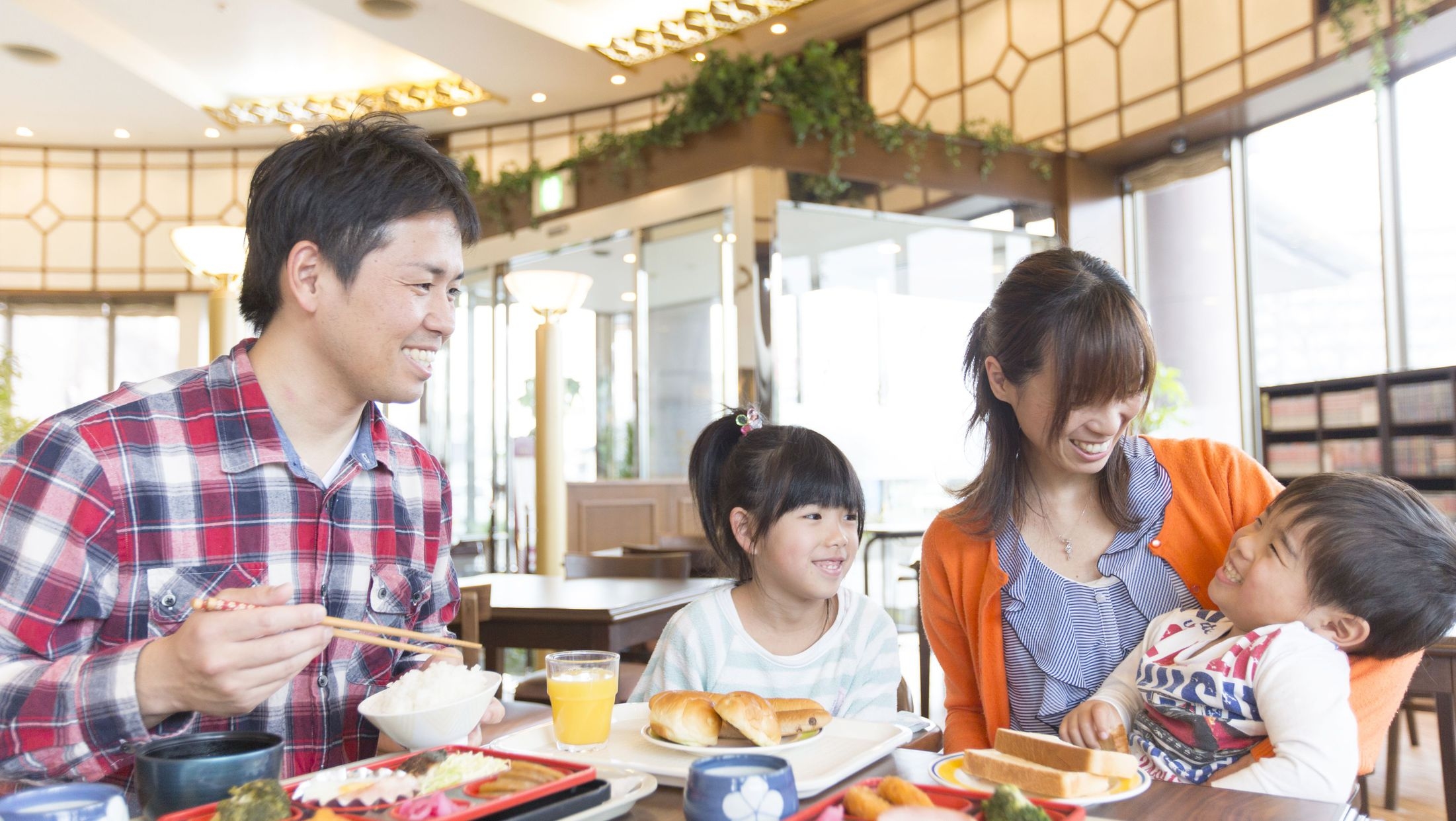 キャッシュレスで追加精算なし♪ ＜駐車場代＆日替わり朝食の付いた＞【コミコミ】プラン♪♪