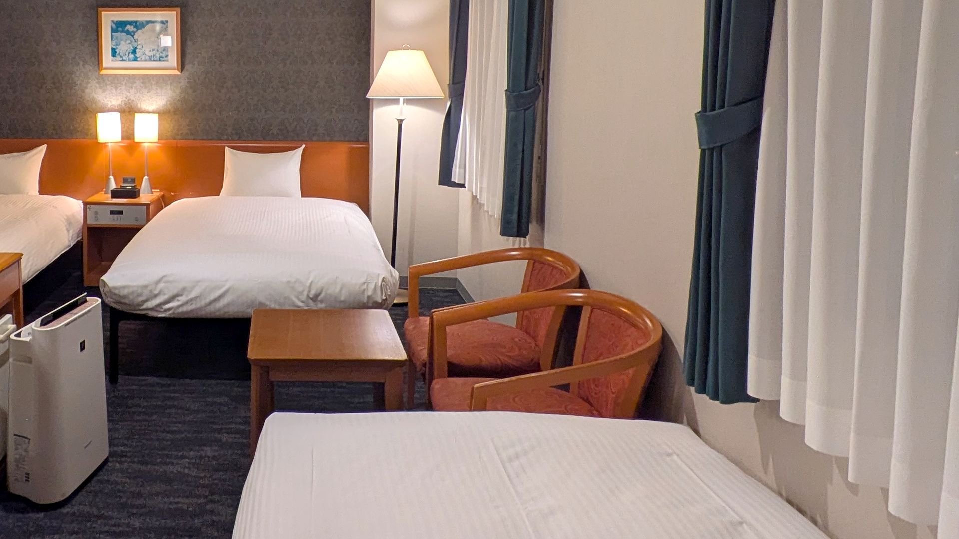 清潔・快適なお部屋でゆったりお過ごしください。