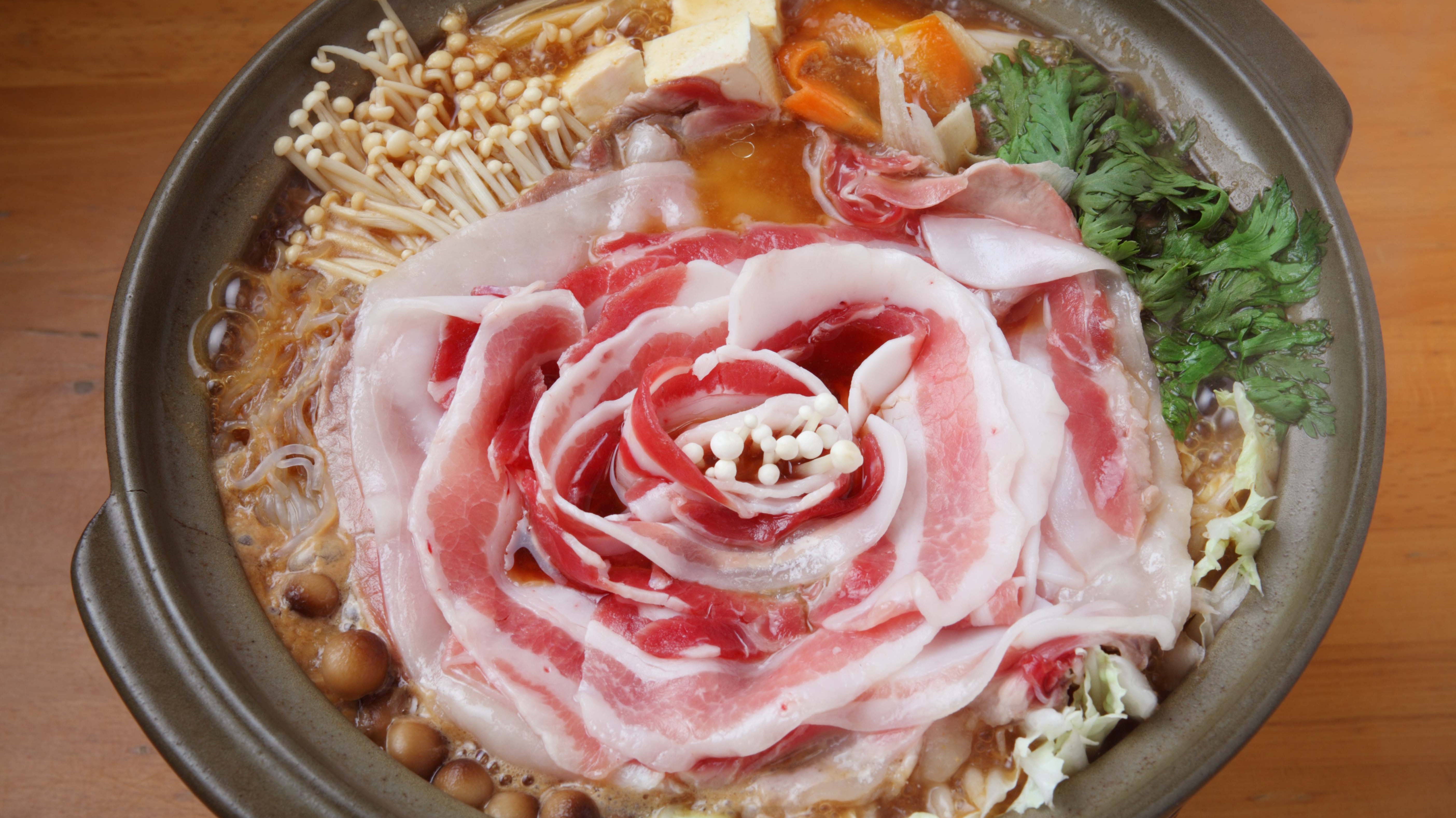 【グルメ・むつ市】ぼたん鍋