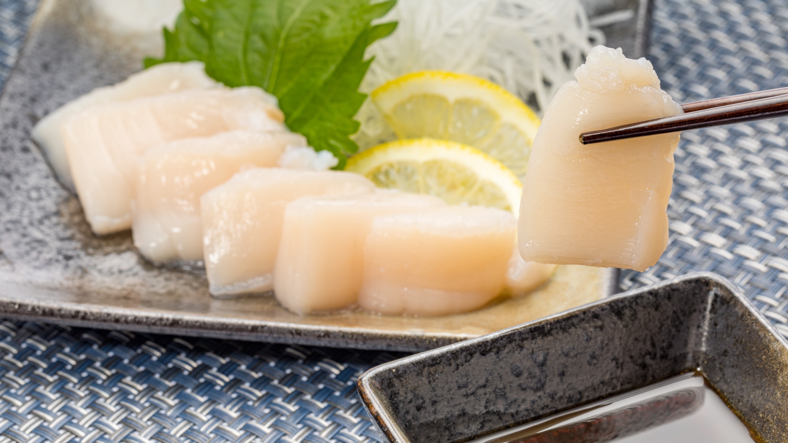 【グルメ・東通村】帆立刺身