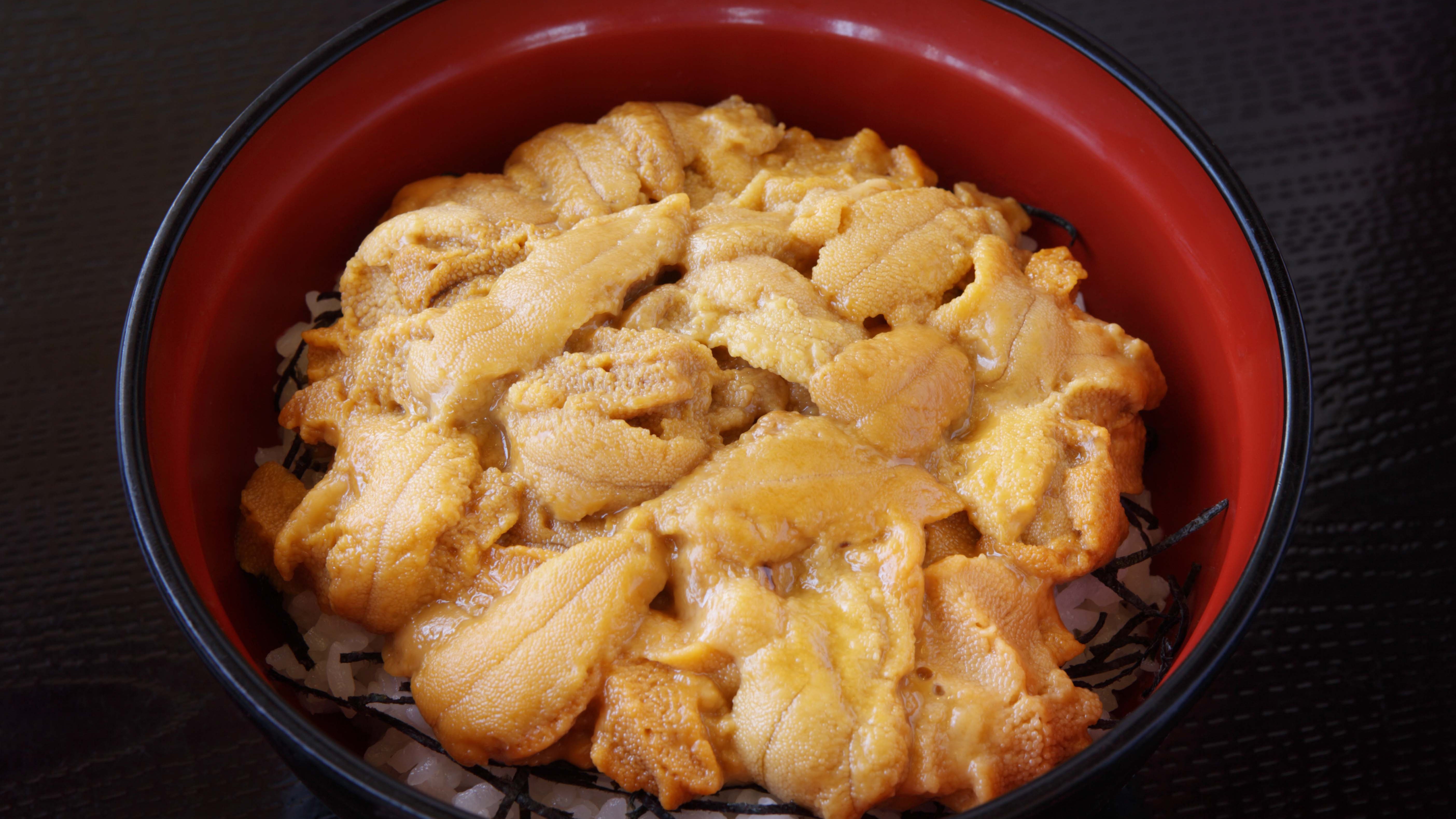 【グルメ・佐井村】うに丼(食事処まんじゅうや)