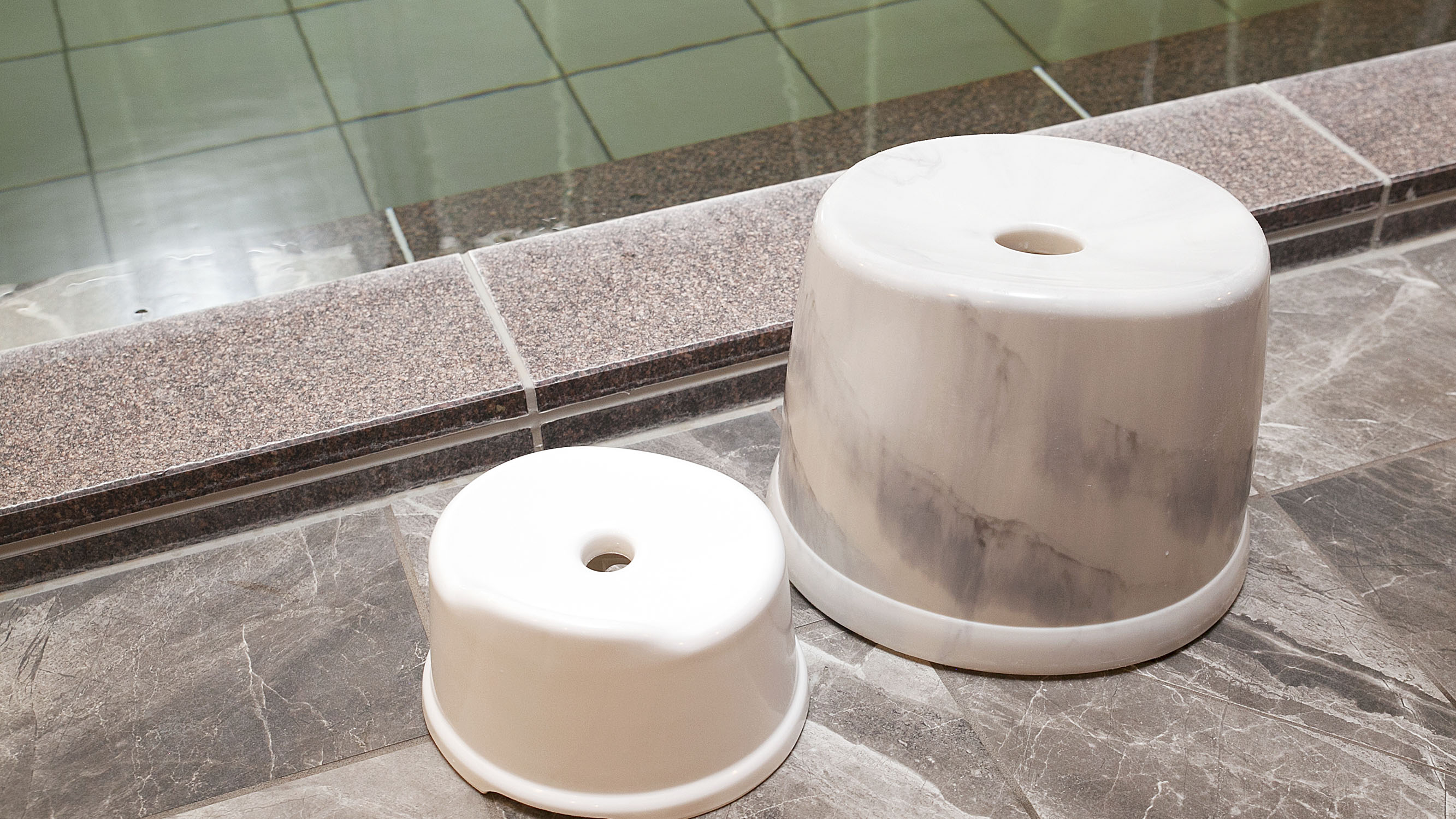 【大浴場】大浴場椅子