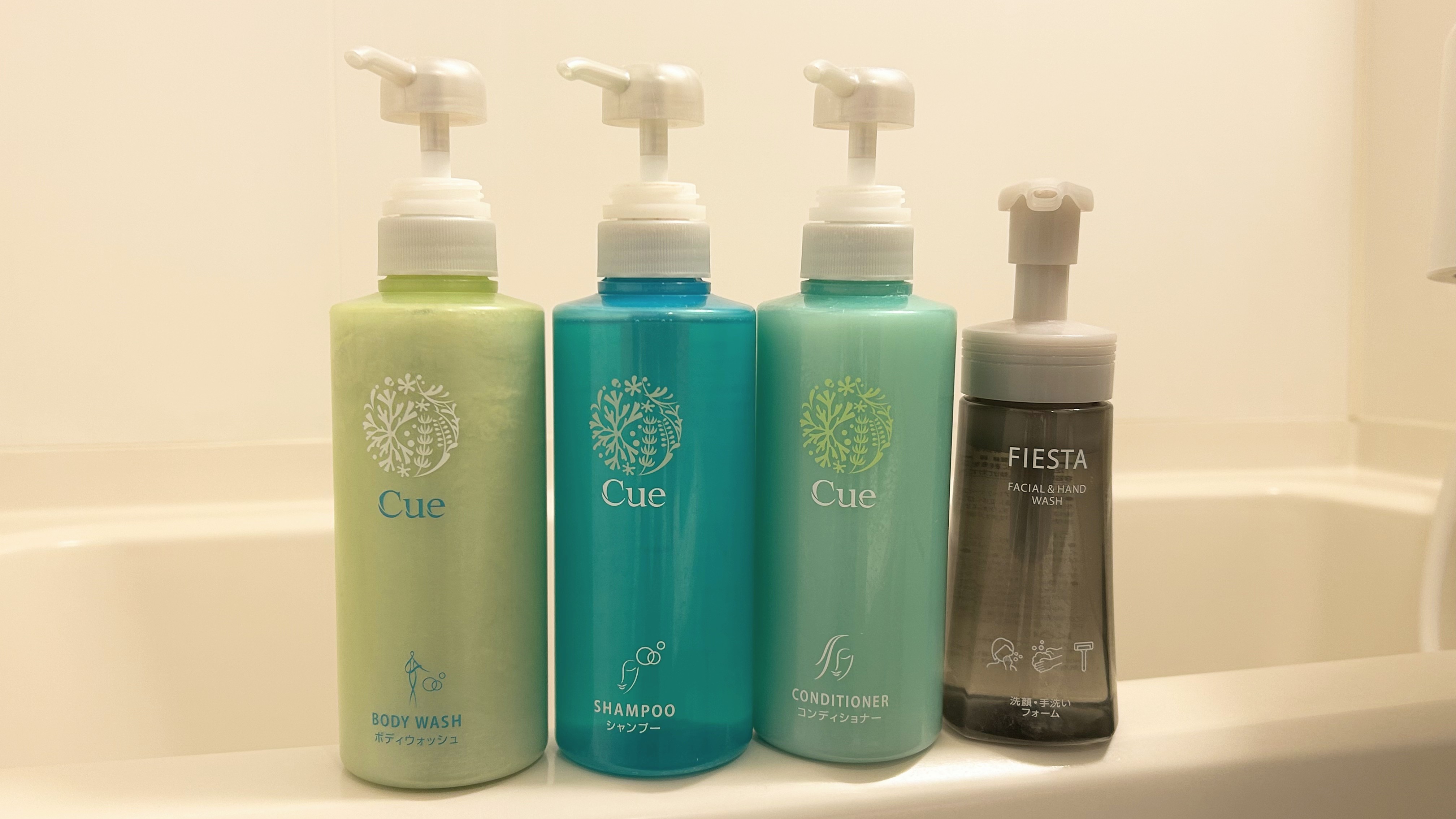 【ユニットバスアメニティー】髪も肌もやさしく包む、Cueシリーズで爽やかバスタイム。