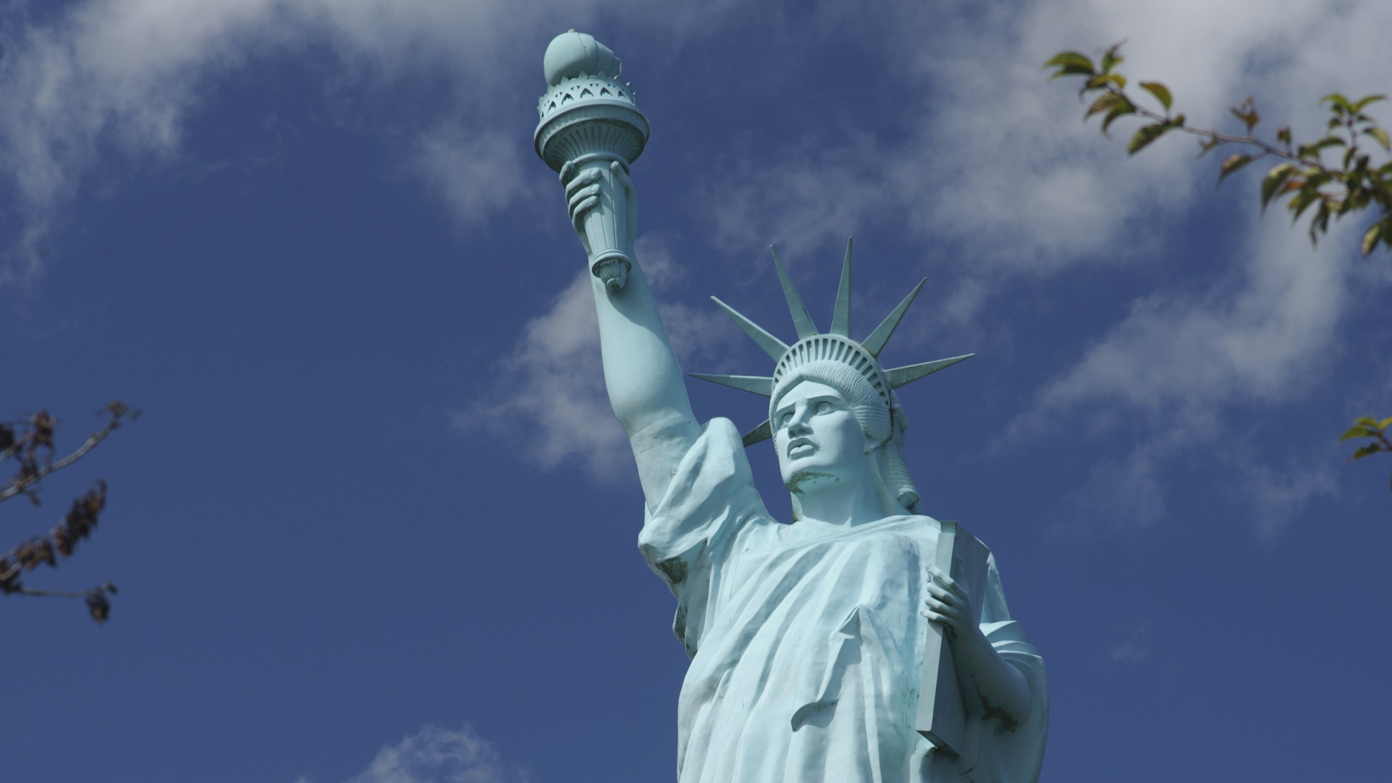 【観光・おいらせ町】日本の自由の女神像