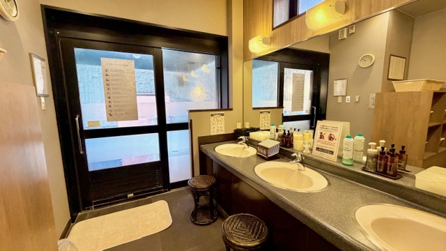 【男性大浴場】脱衣所