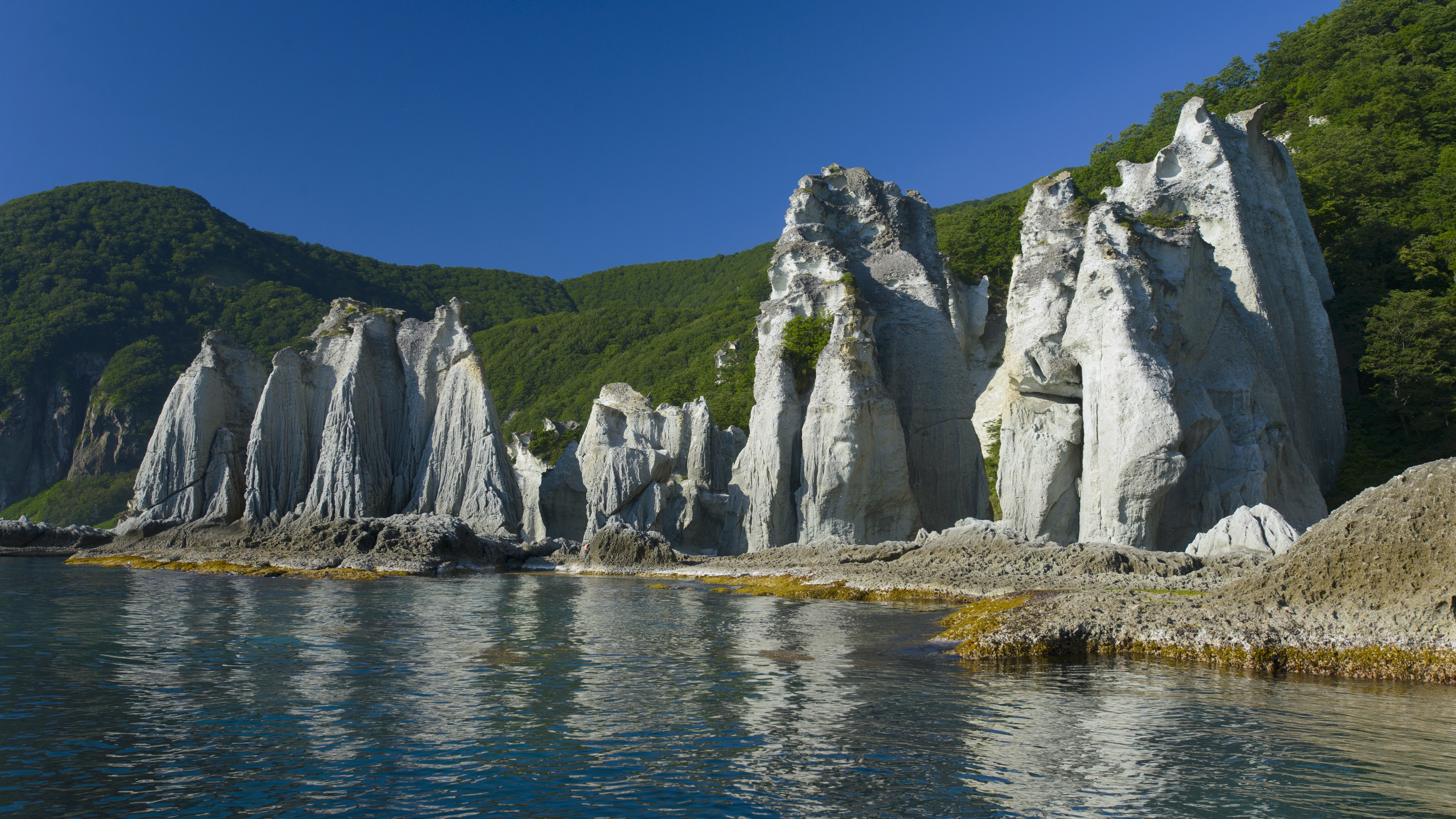 【観光・むつ市】仏ヶ浦