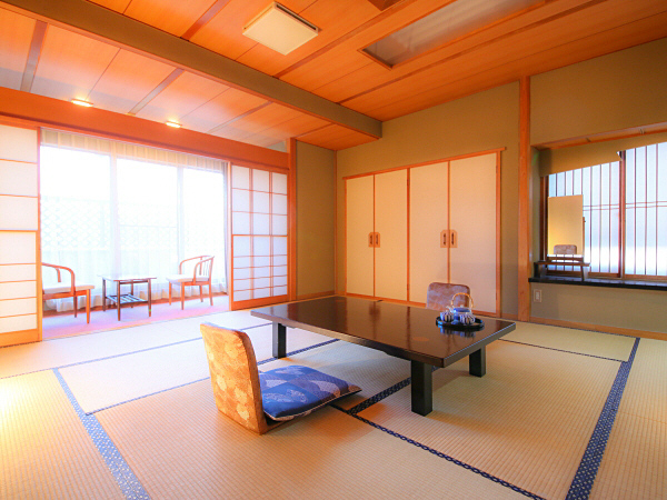 12 tatami room